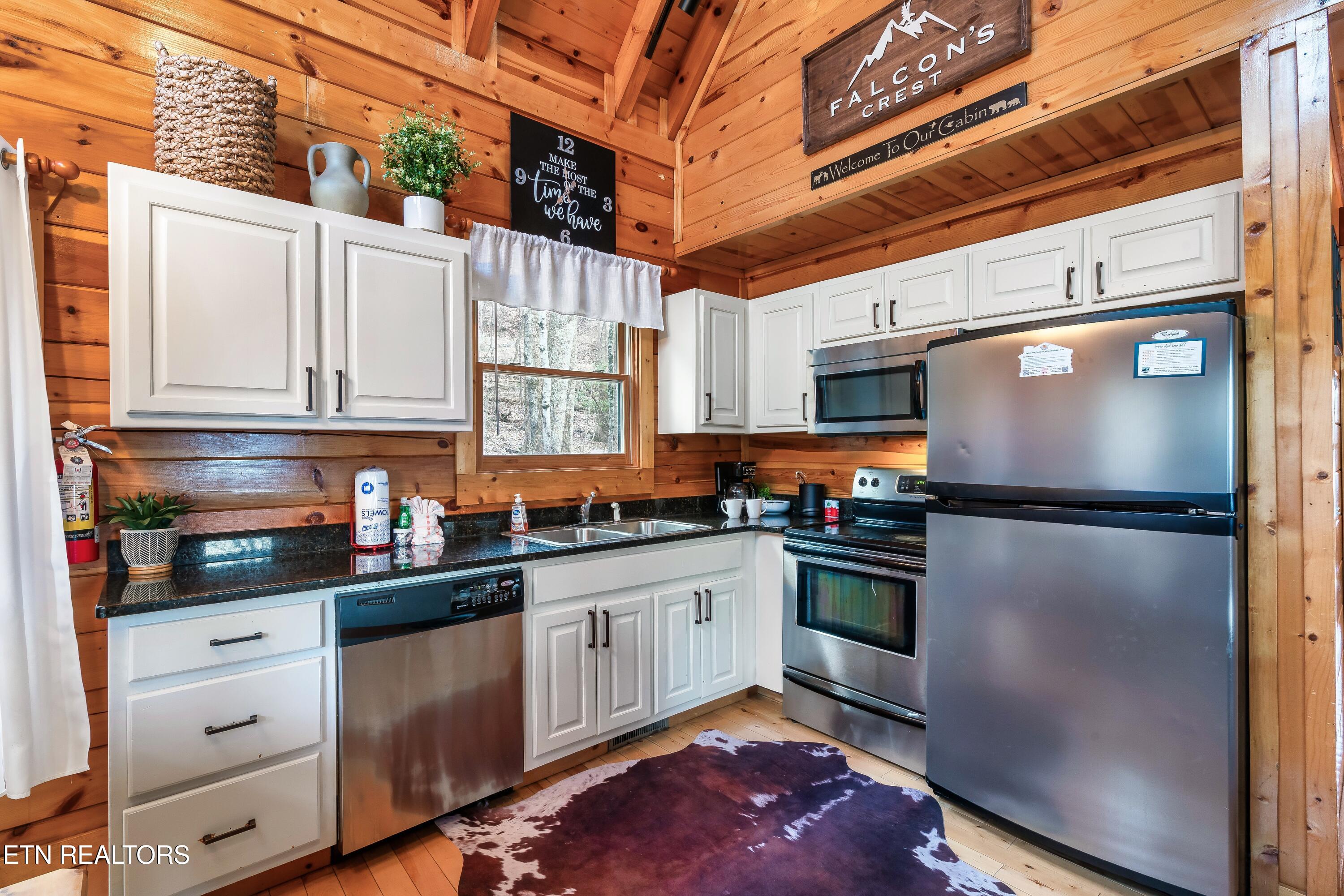 1910 Orchard Drive Sevierville TN 37876