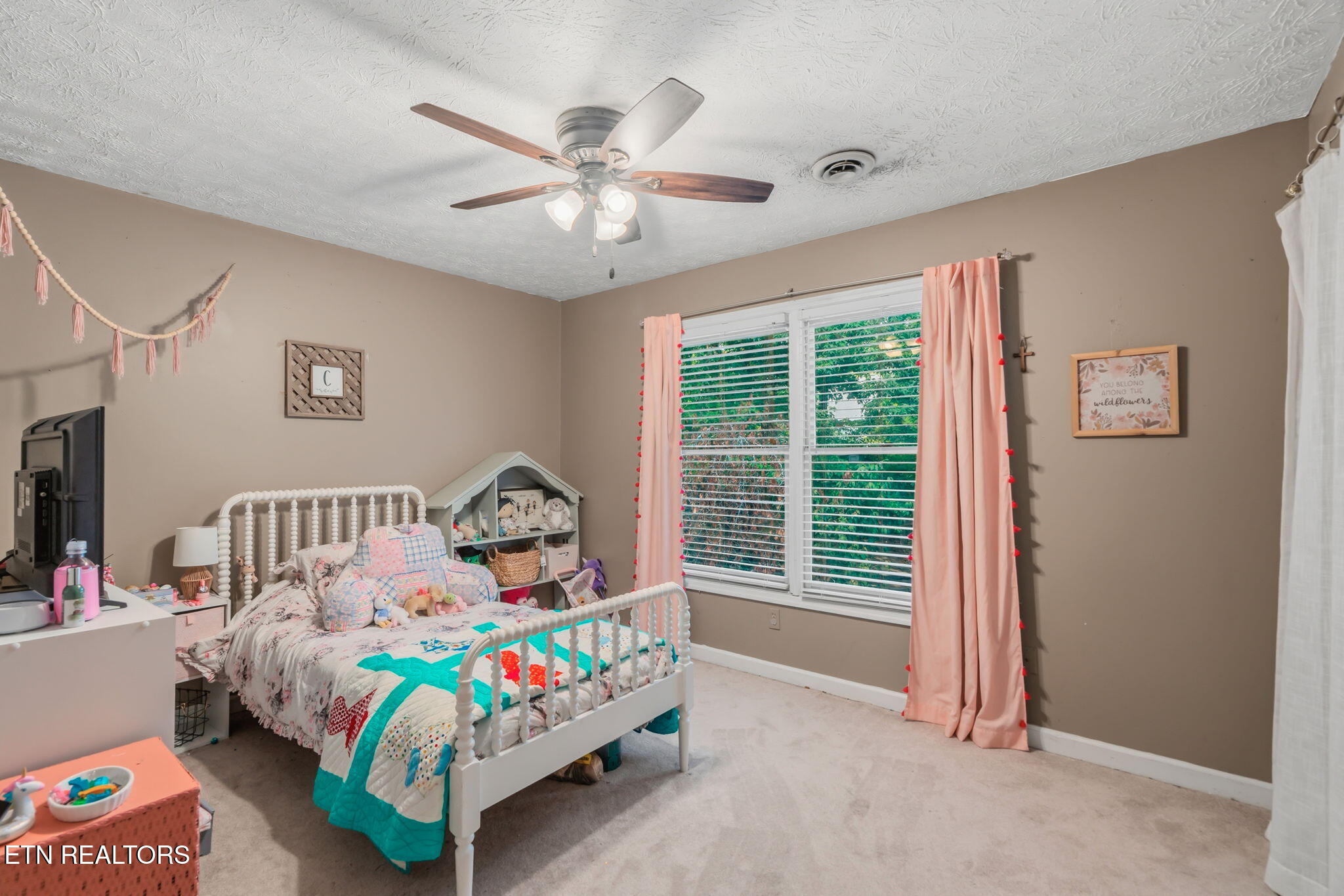 5305 Beverly Oaks Drive Knoxville TN 37918