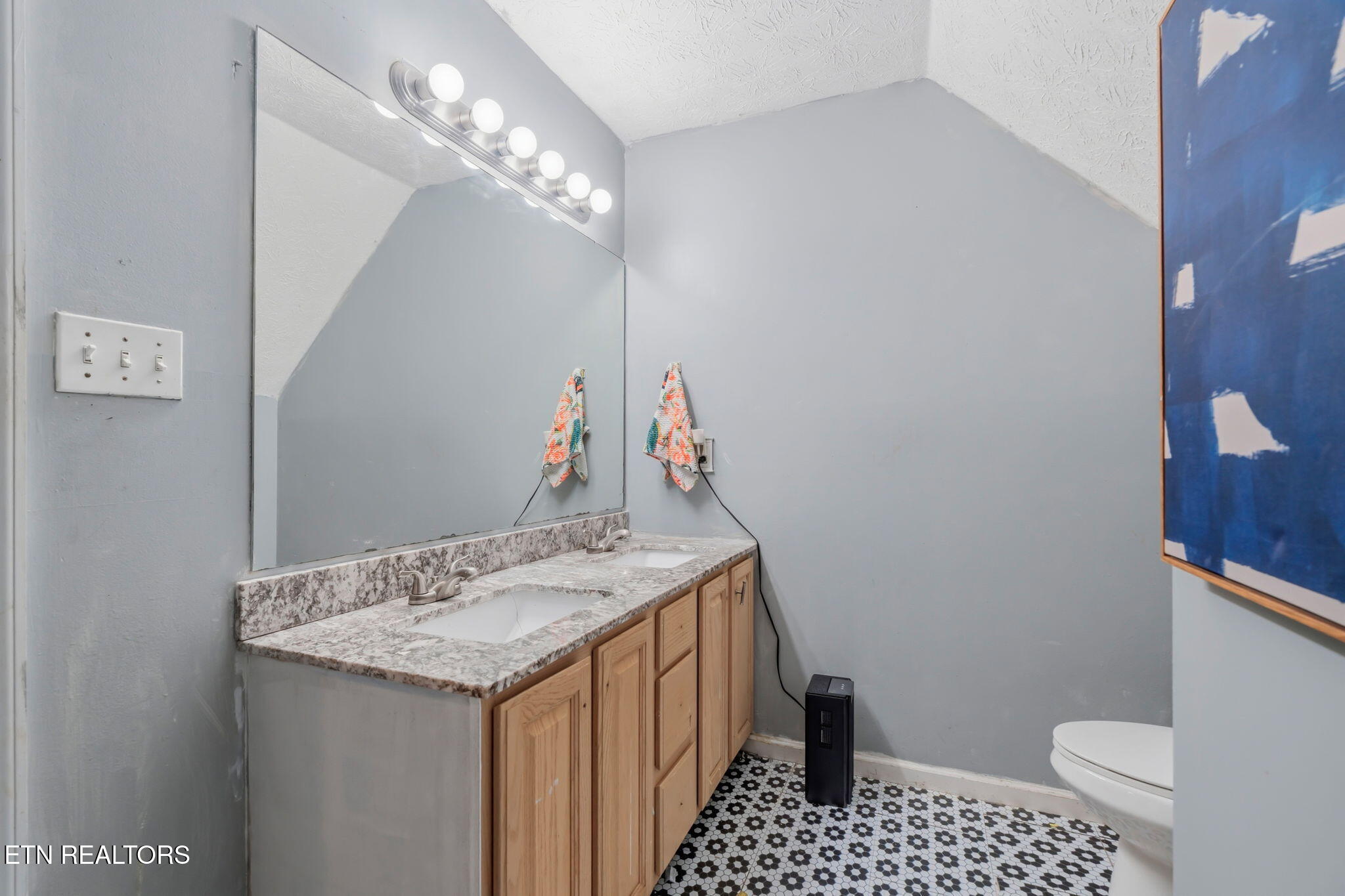 5305 Beverly Oaks Drive Knoxville TN 37918