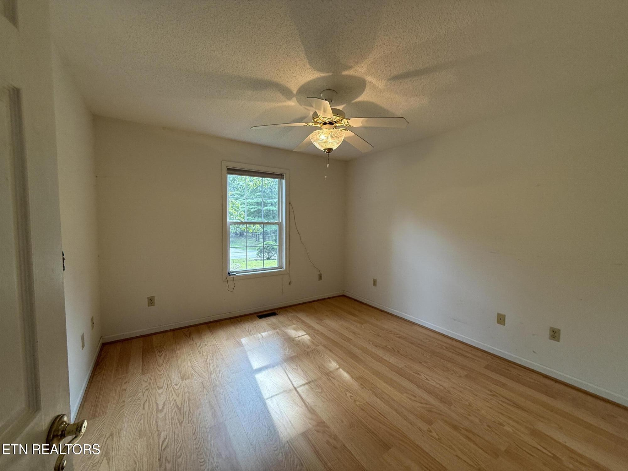 131 Cromwell Lane Crossville TN 38558