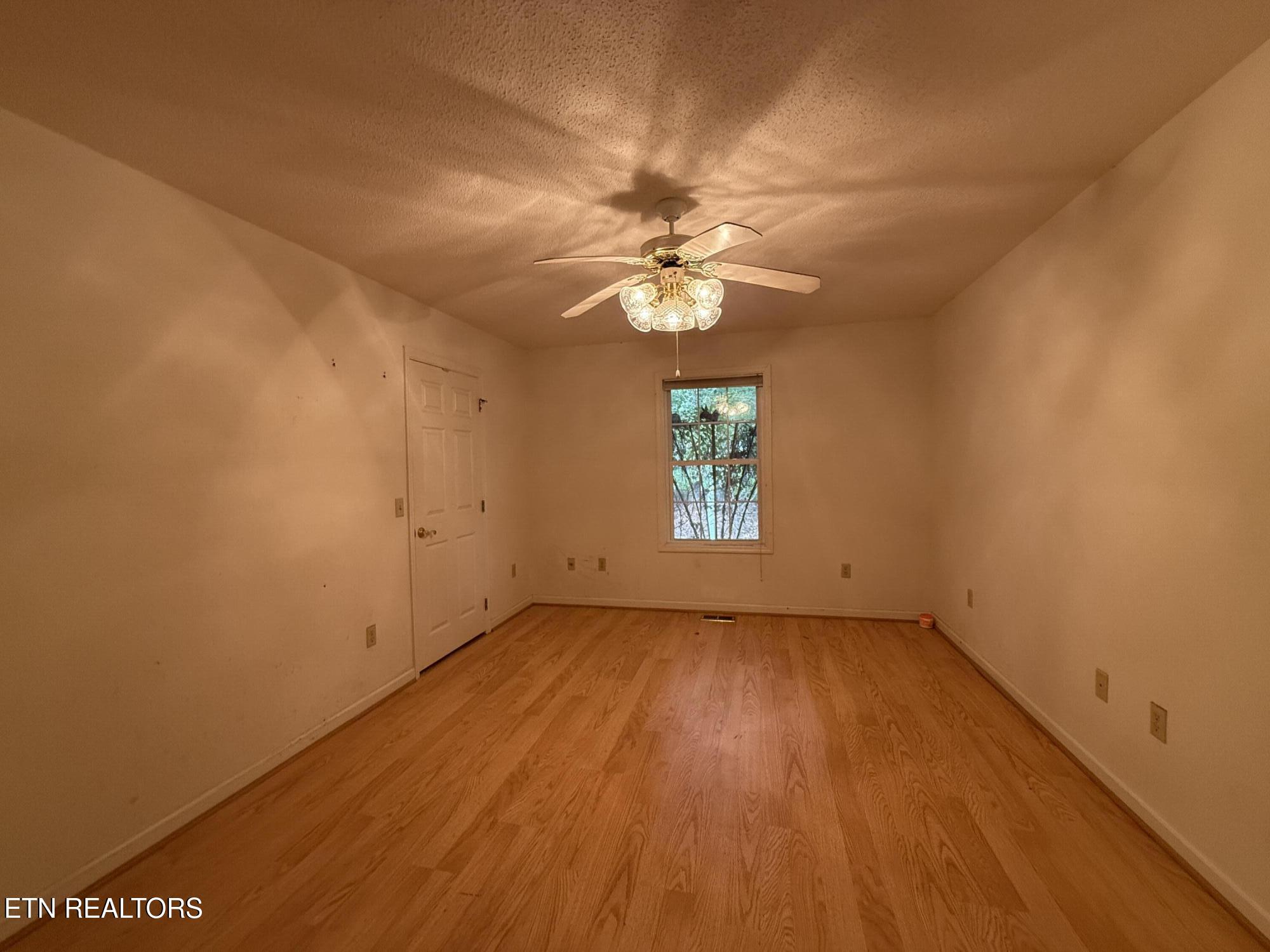 131 Cromwell Lane Crossville TN 38558