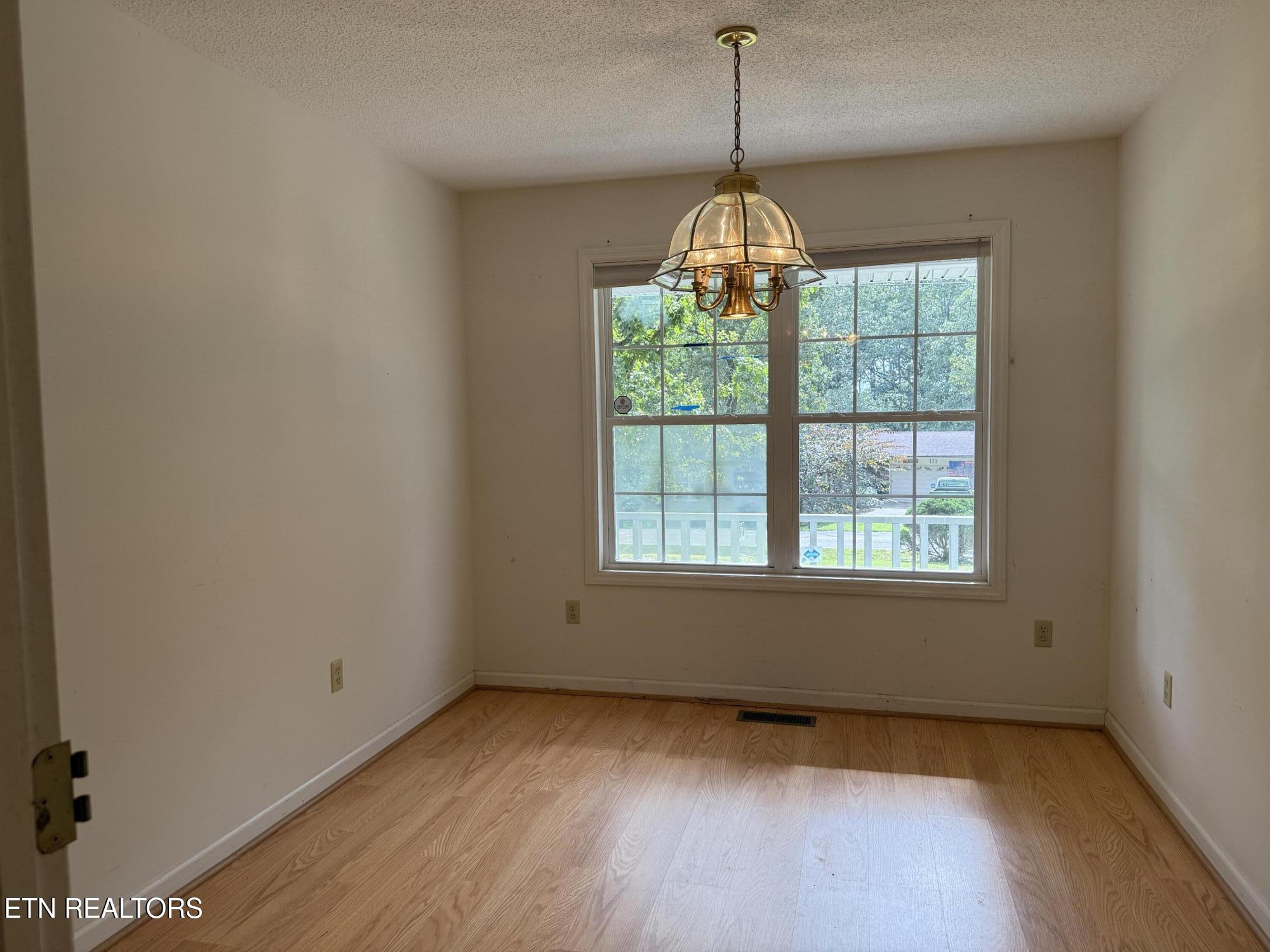 131 Cromwell Lane Crossville TN 38558