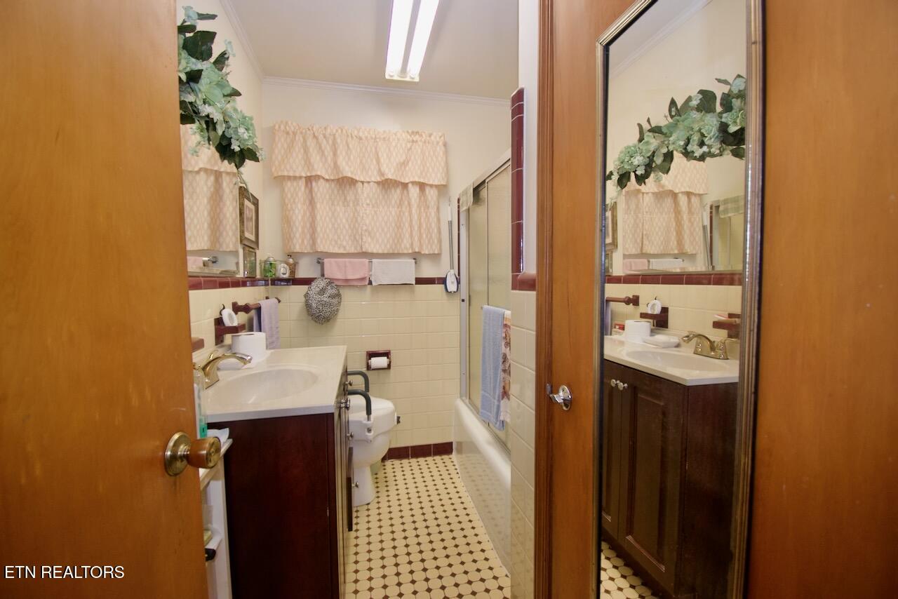 206 Hartford Road Knoxville TN 37920