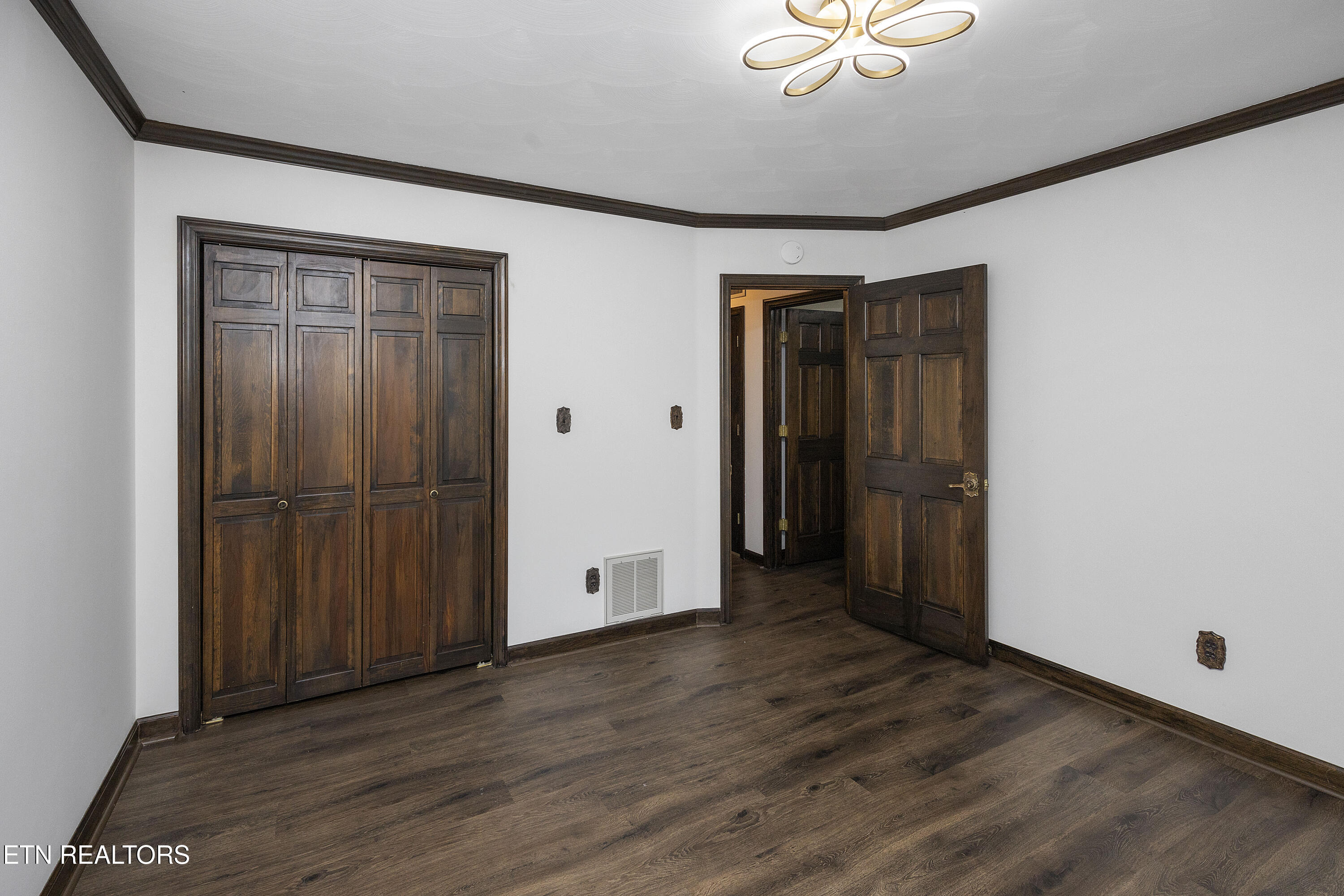 156 Hendrix Drive Oak Ridge TN 37830
