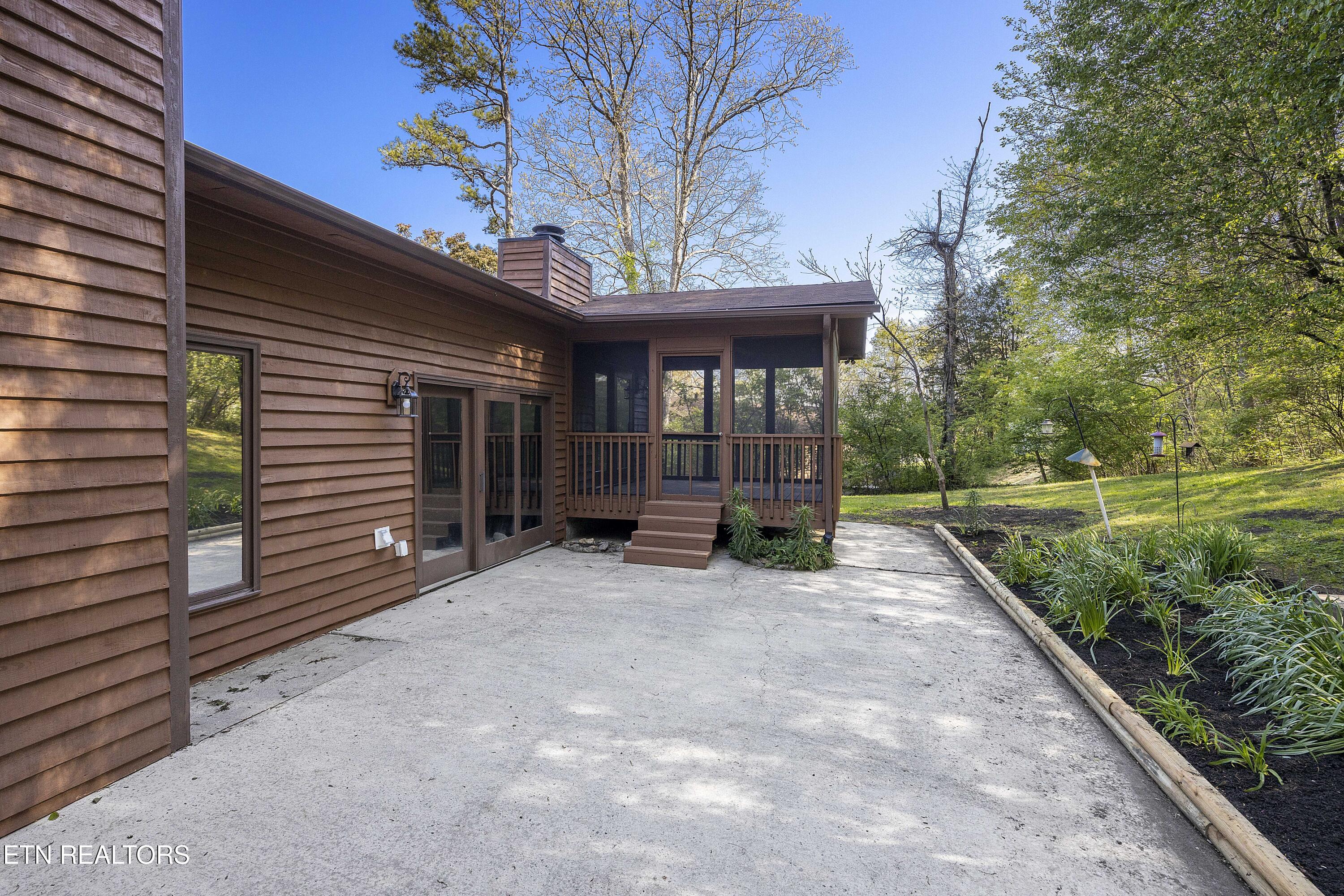 156 Hendrix Drive Oak Ridge TN 37830