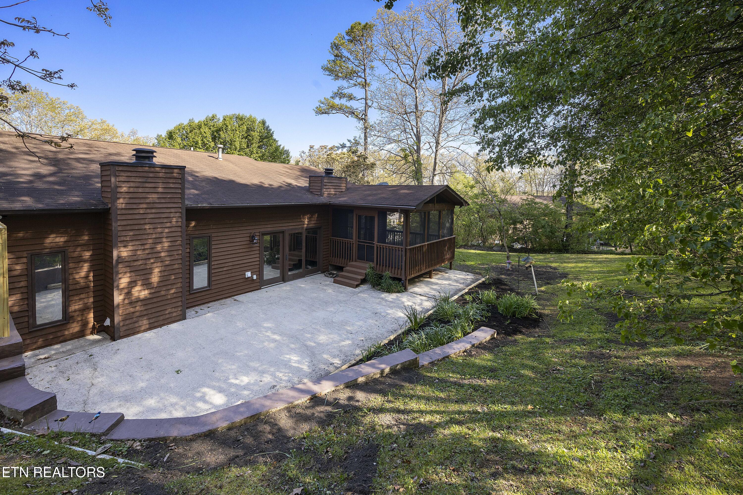 156 Hendrix Drive Oak Ridge TN 37830