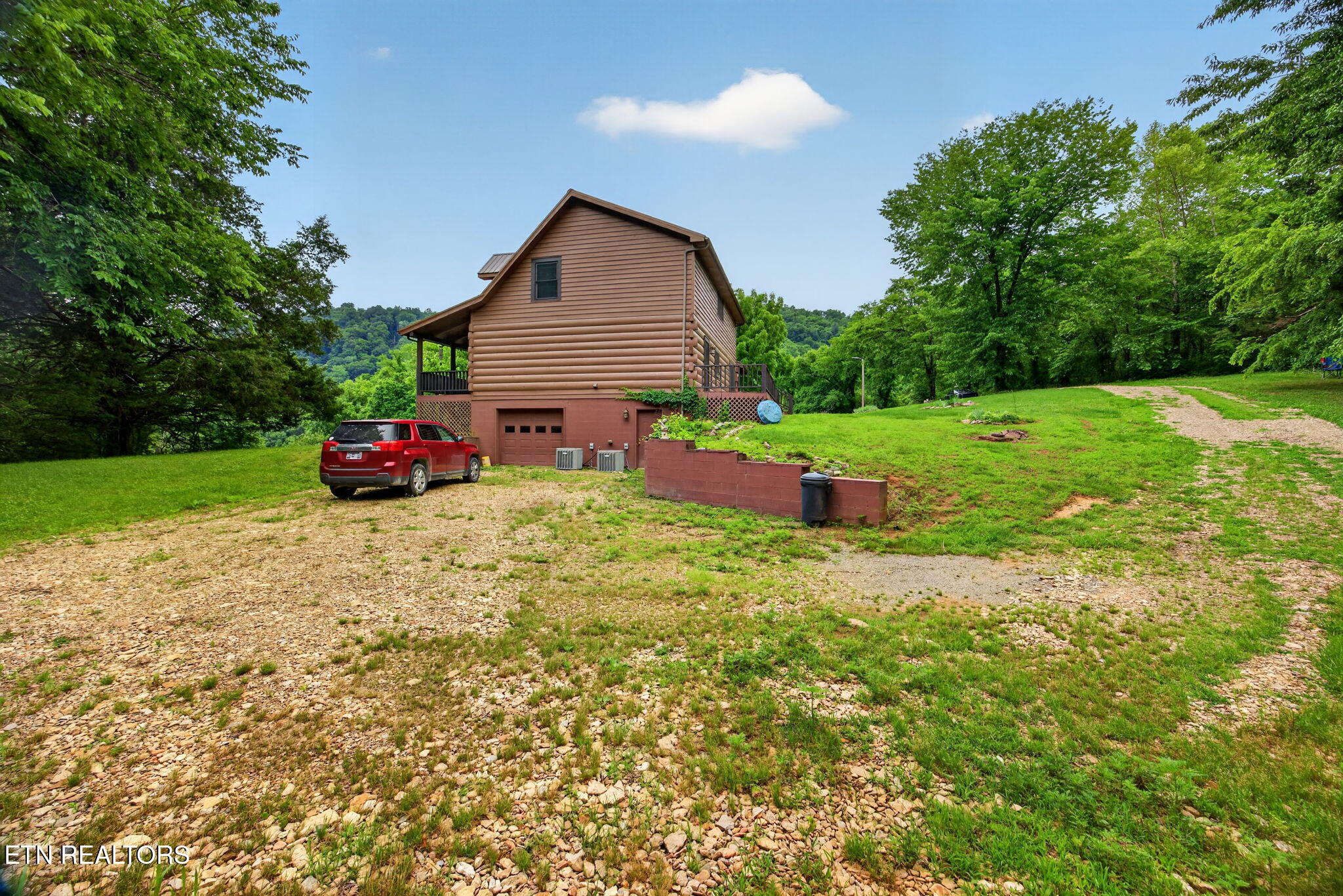 8029 Brimstone Creek Road Whitleyville TN 38588