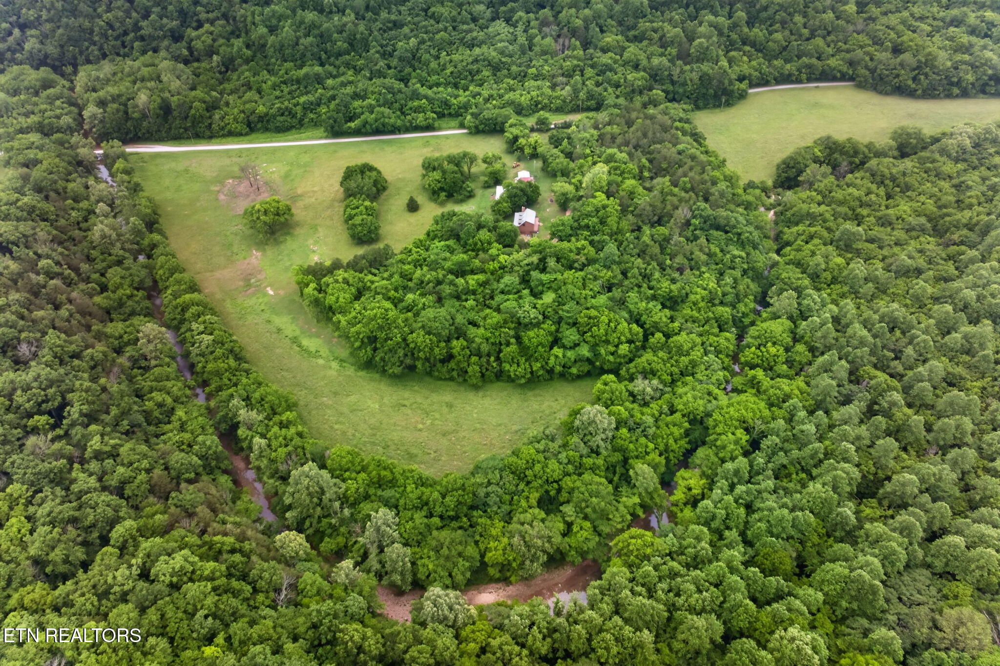 8029 Brimstone Creek Road Whitleyville TN 38588