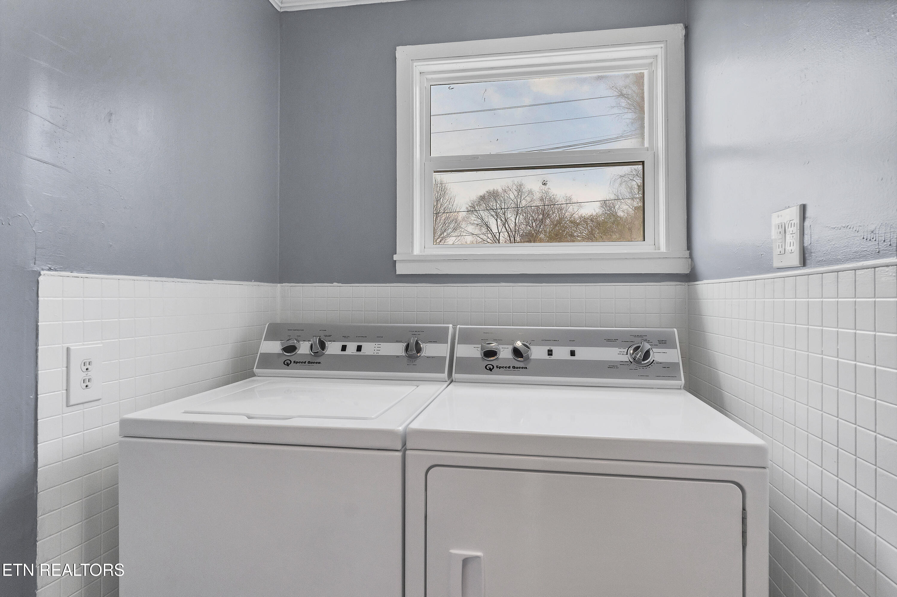 304 Norris Avenue Maryville TN 37804