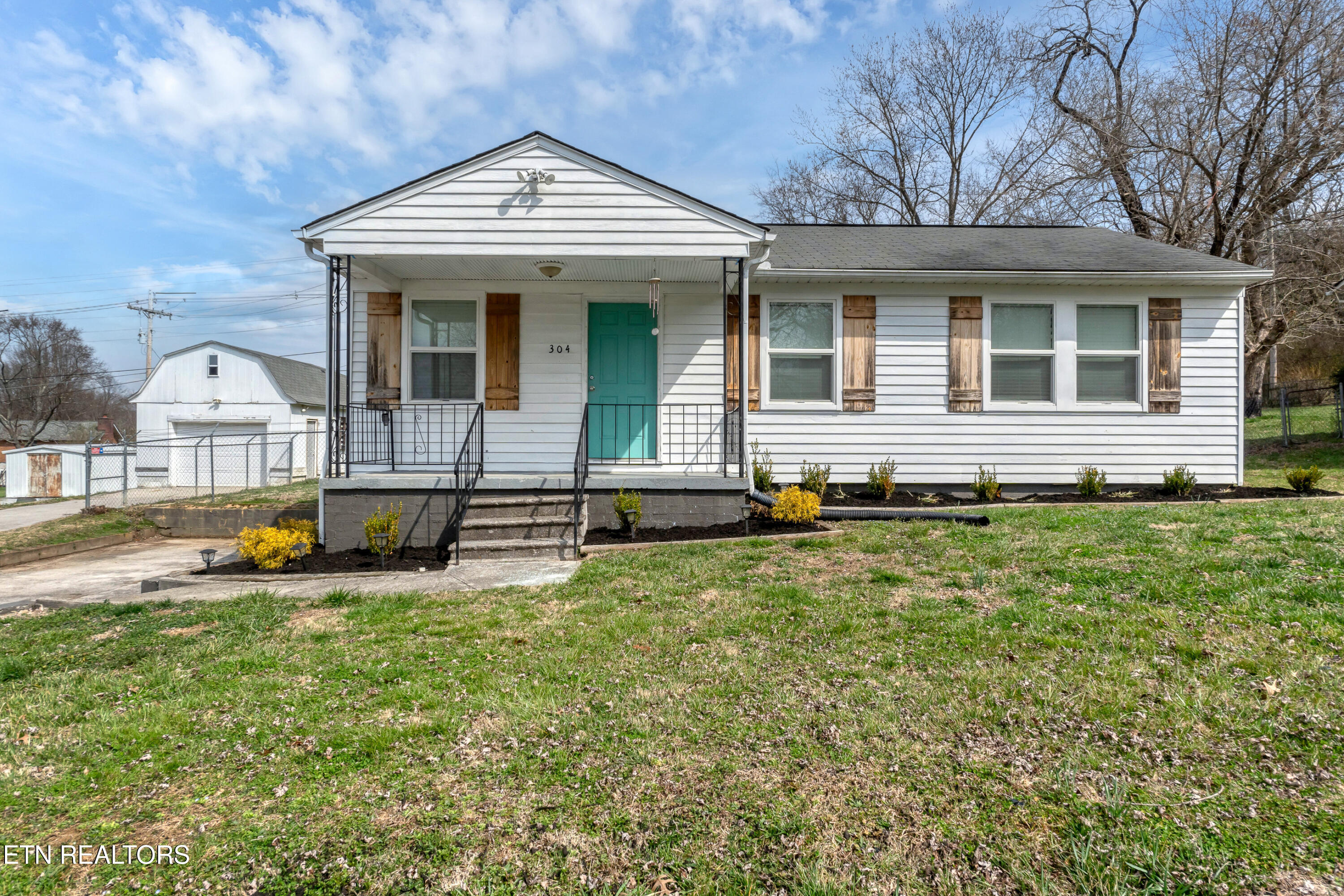 304 Norris Avenue Maryville TN 37804