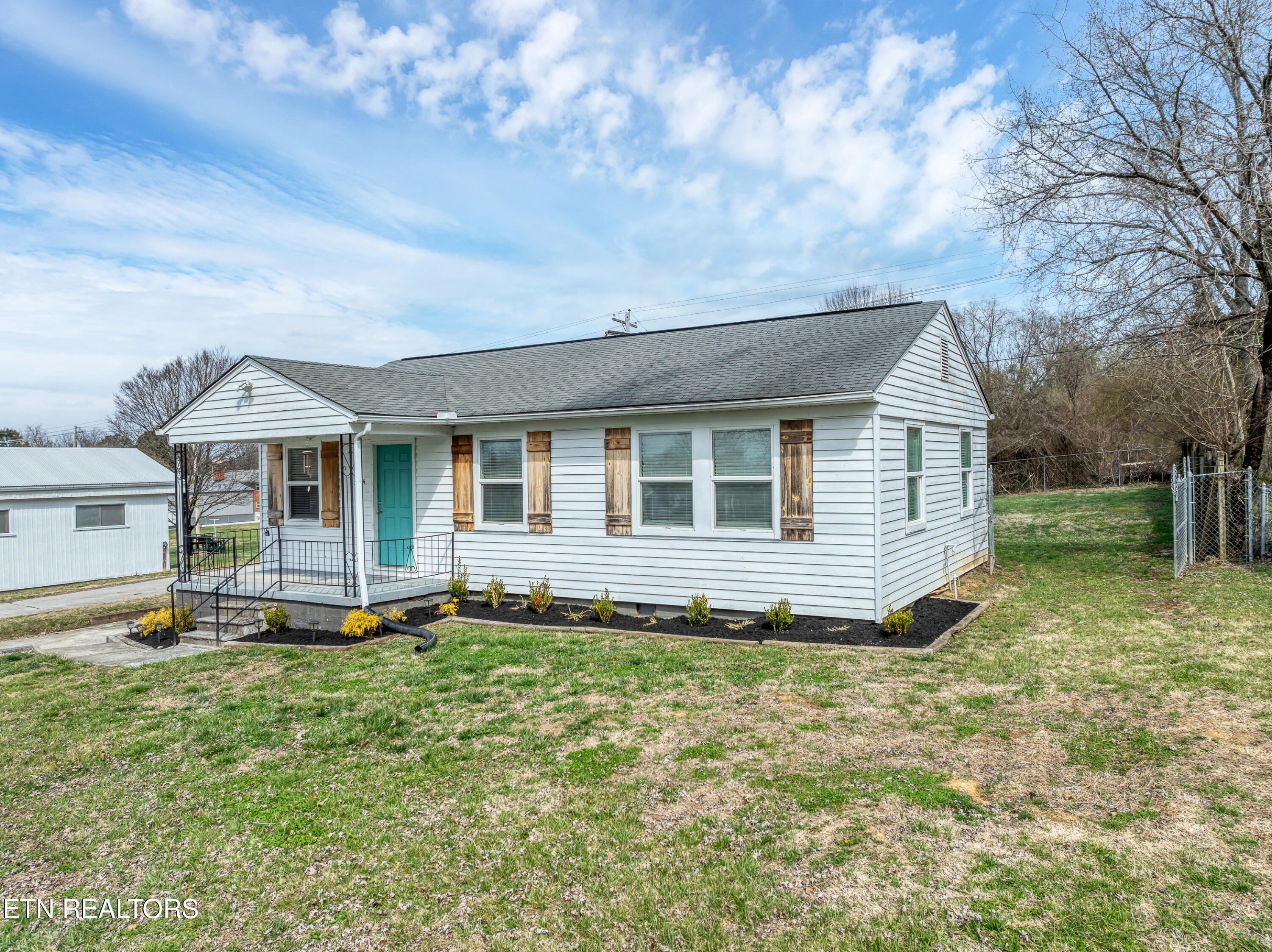 304 Norris Avenue Maryville TN 37804