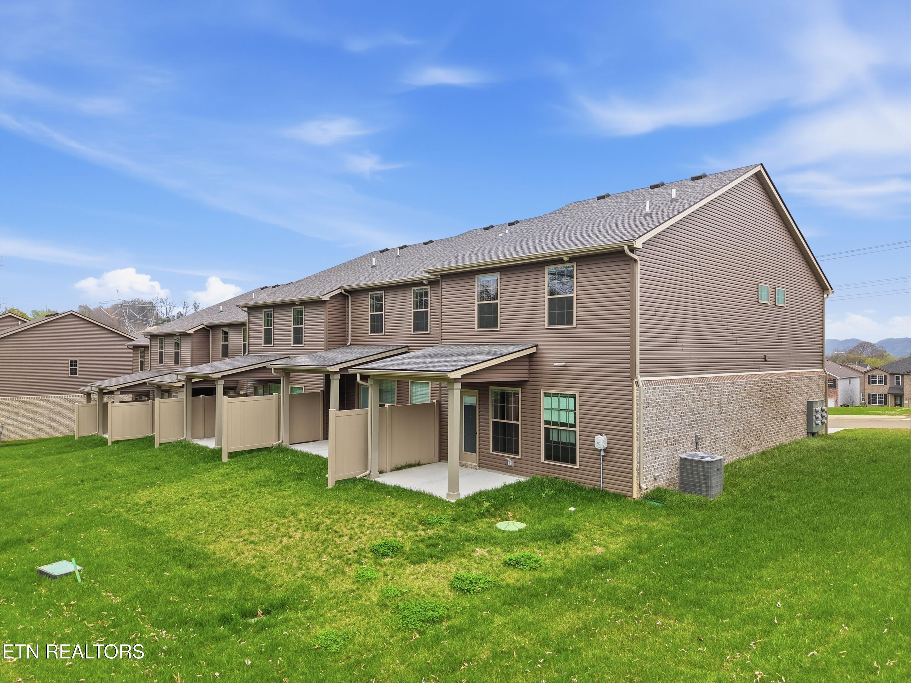 8970 Keenberg Lane Knoxville TN 37931