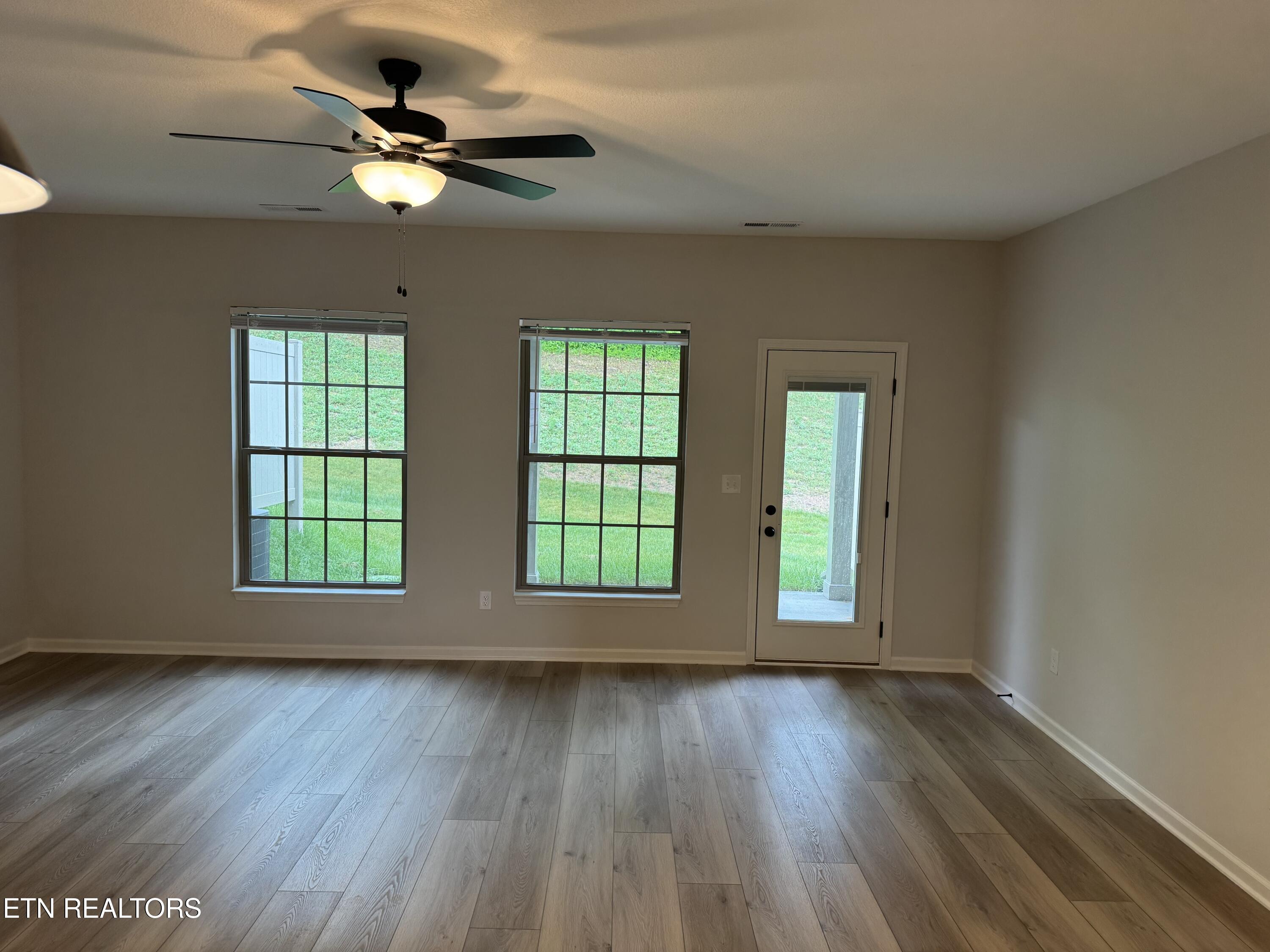 8970 Keenberg Lane Knoxville TN 37931
