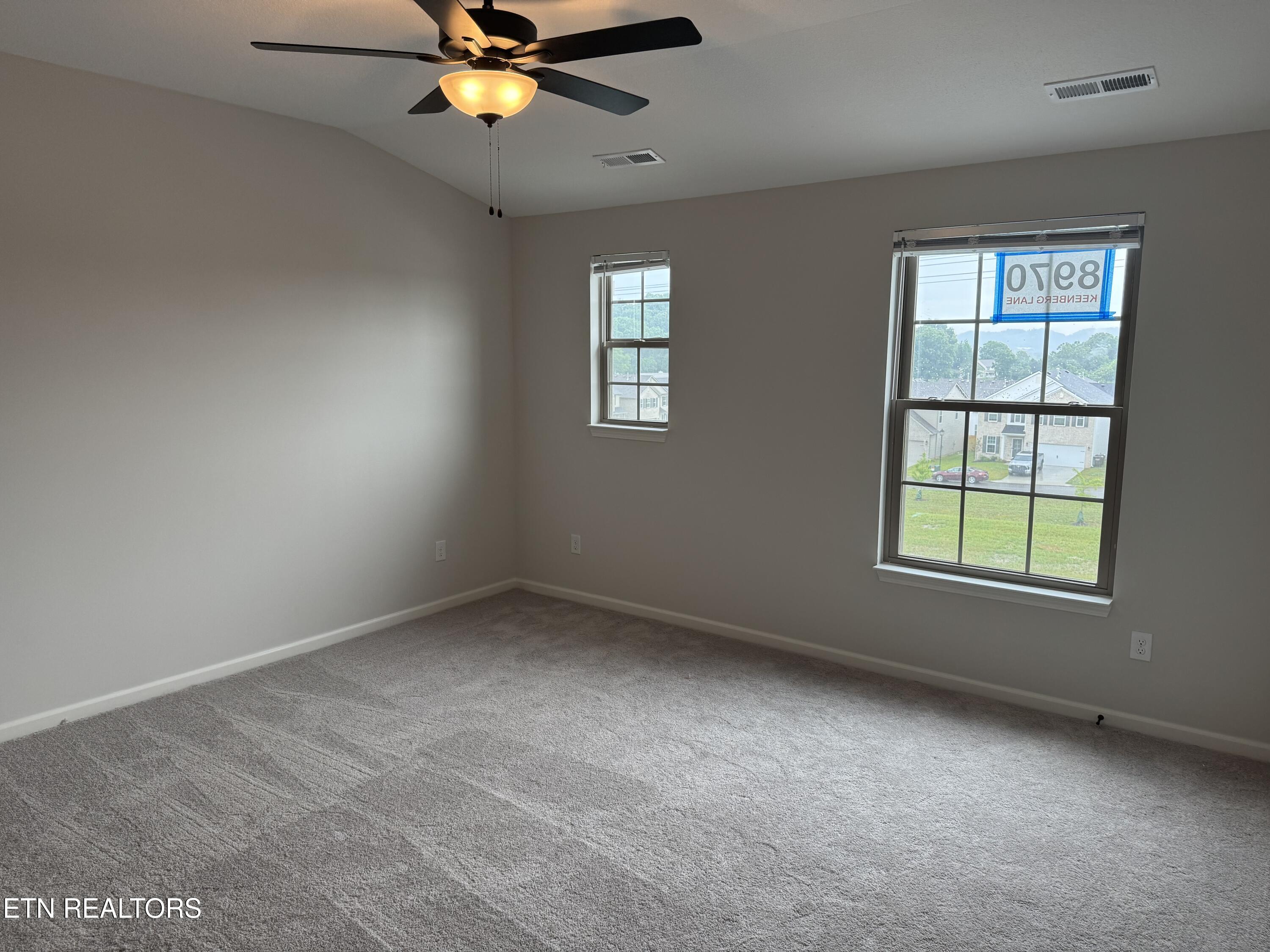 8970 Keenberg Lane Knoxville TN 37931