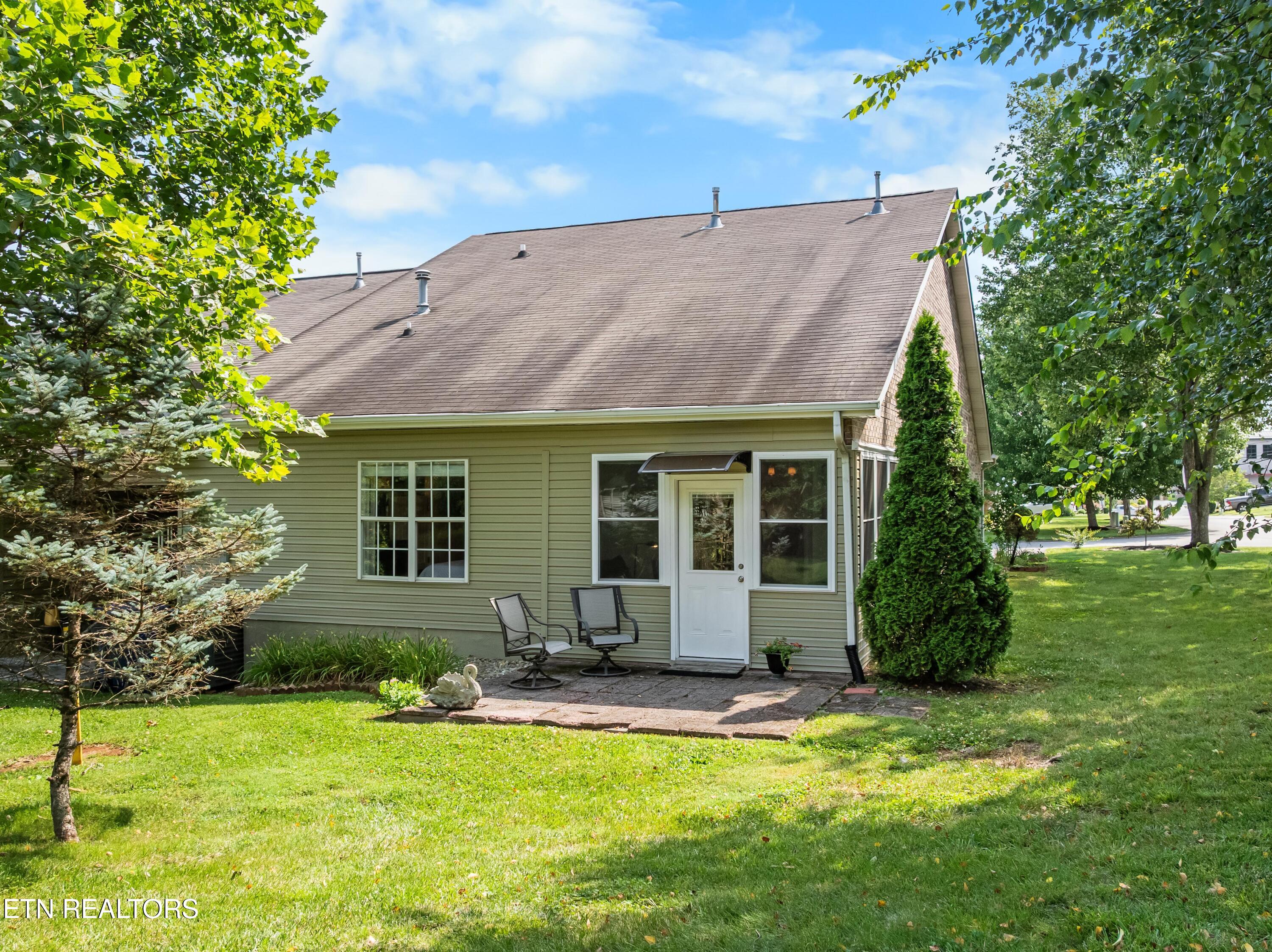 1572 Ellery Lane Knoxville TN 37918