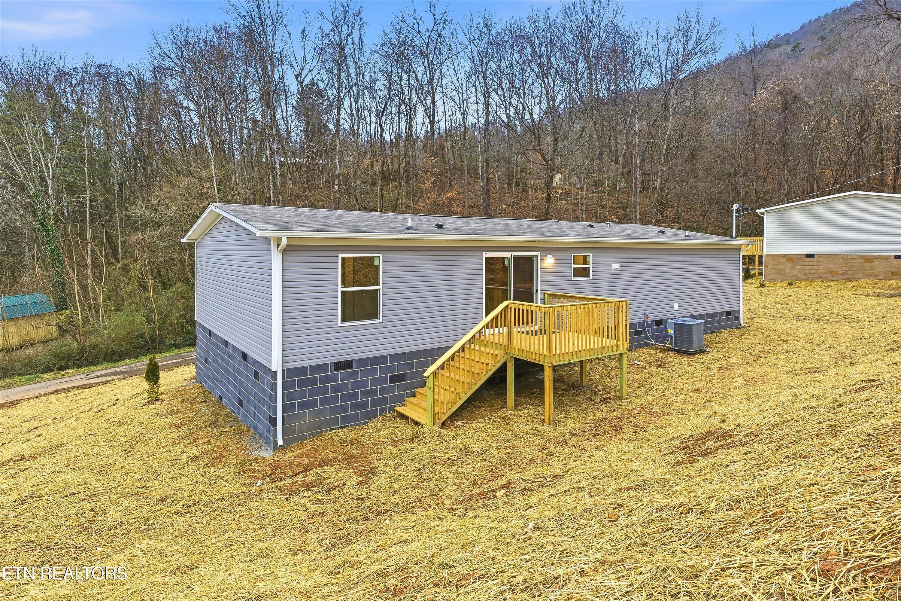 504 Short Street Lafollette TN 37766