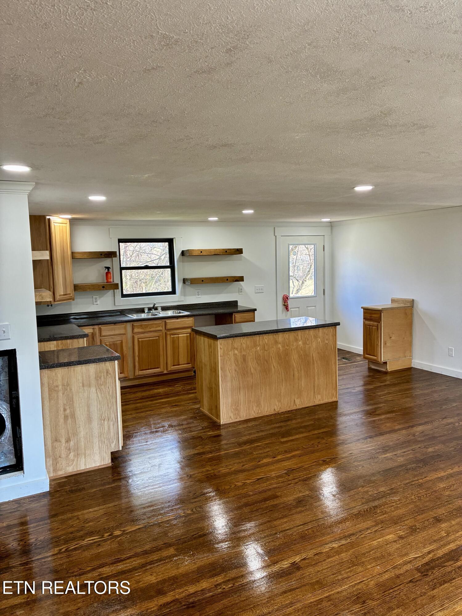 101 Steele Road Greenback TN 37742