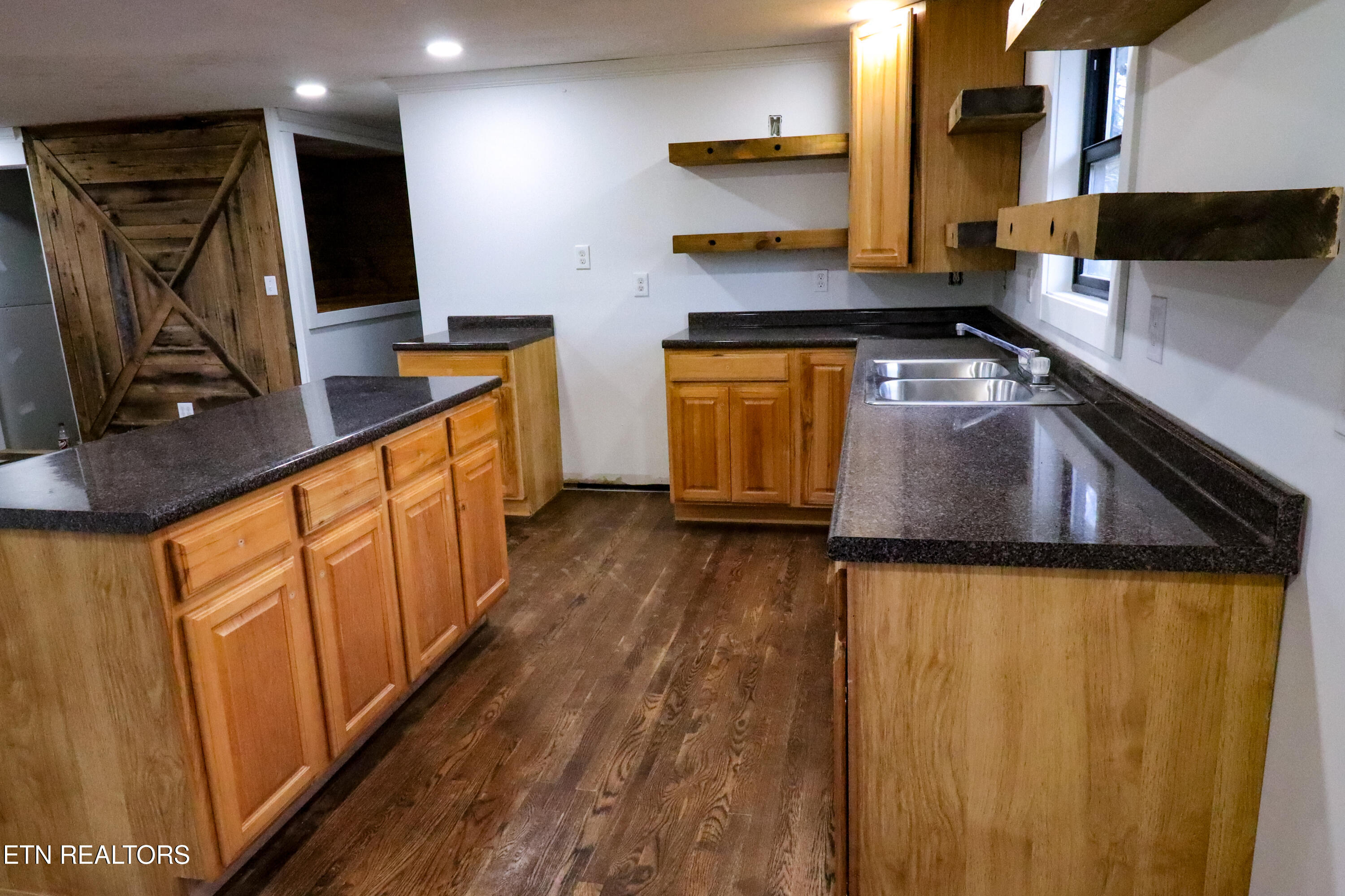 101 Steele Road Greenback TN 37742