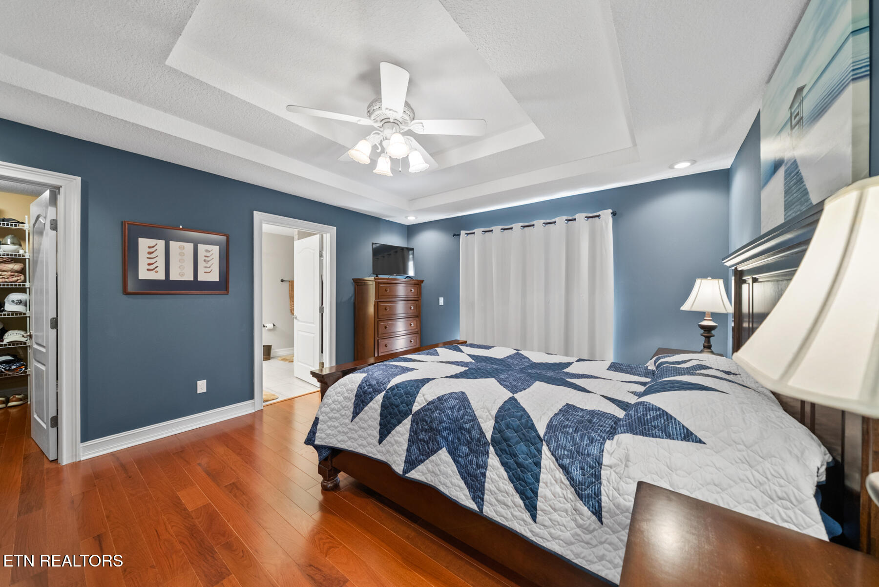 25 Brooks Lane Crossville TN 38558