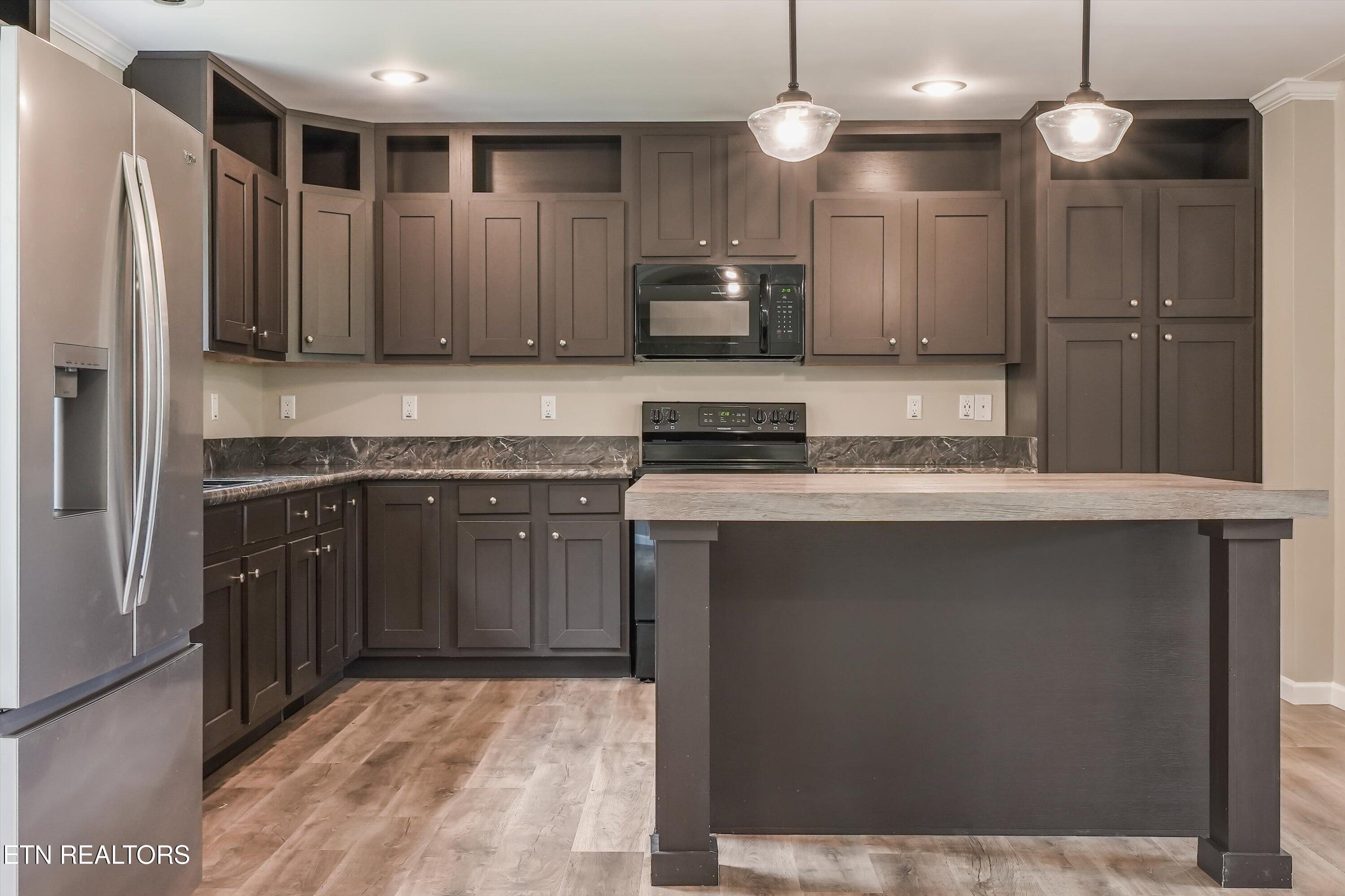 4815 Big Springs Road Friendsville TN 37737