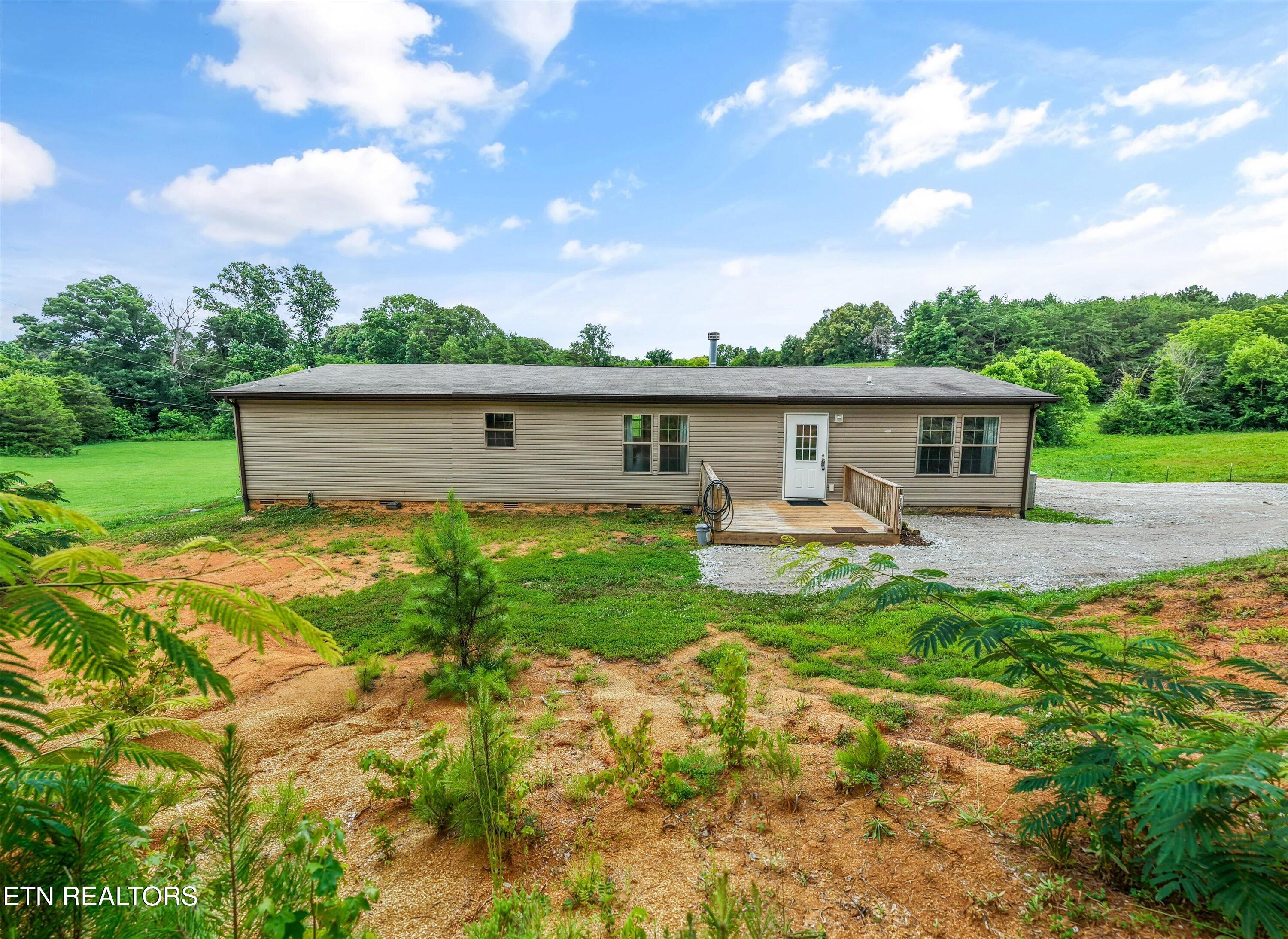 4815 Big Springs Road Friendsville TN 37737