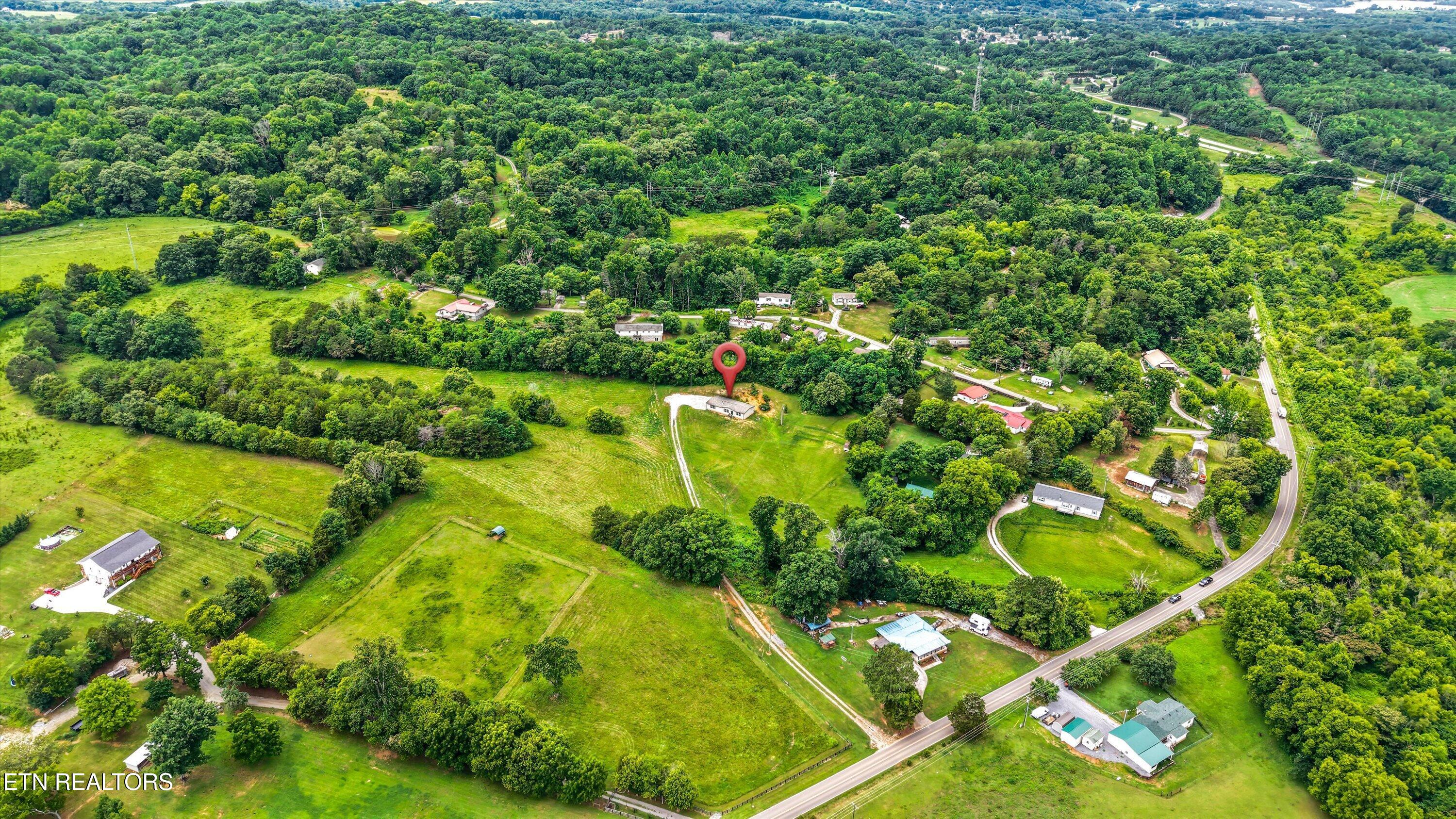 4815 Big Springs Road Friendsville TN 37737