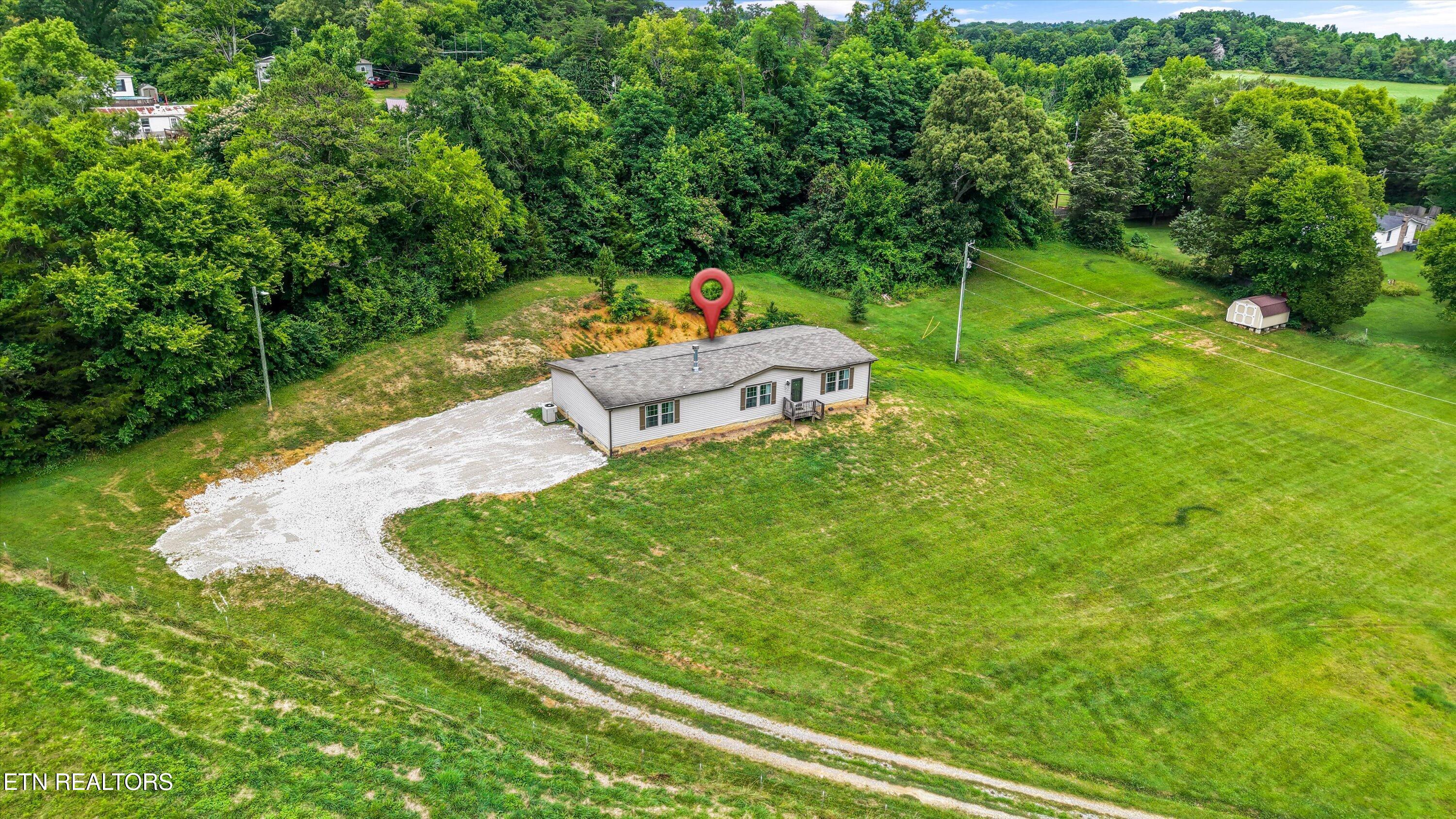 4815 Big Springs Road Friendsville TN 37737