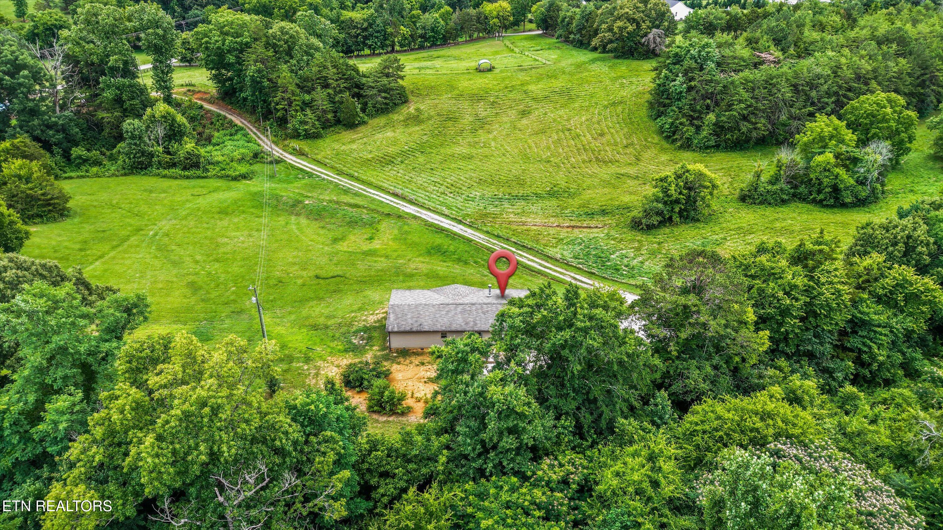 4815 Big Springs Road Friendsville TN 37737