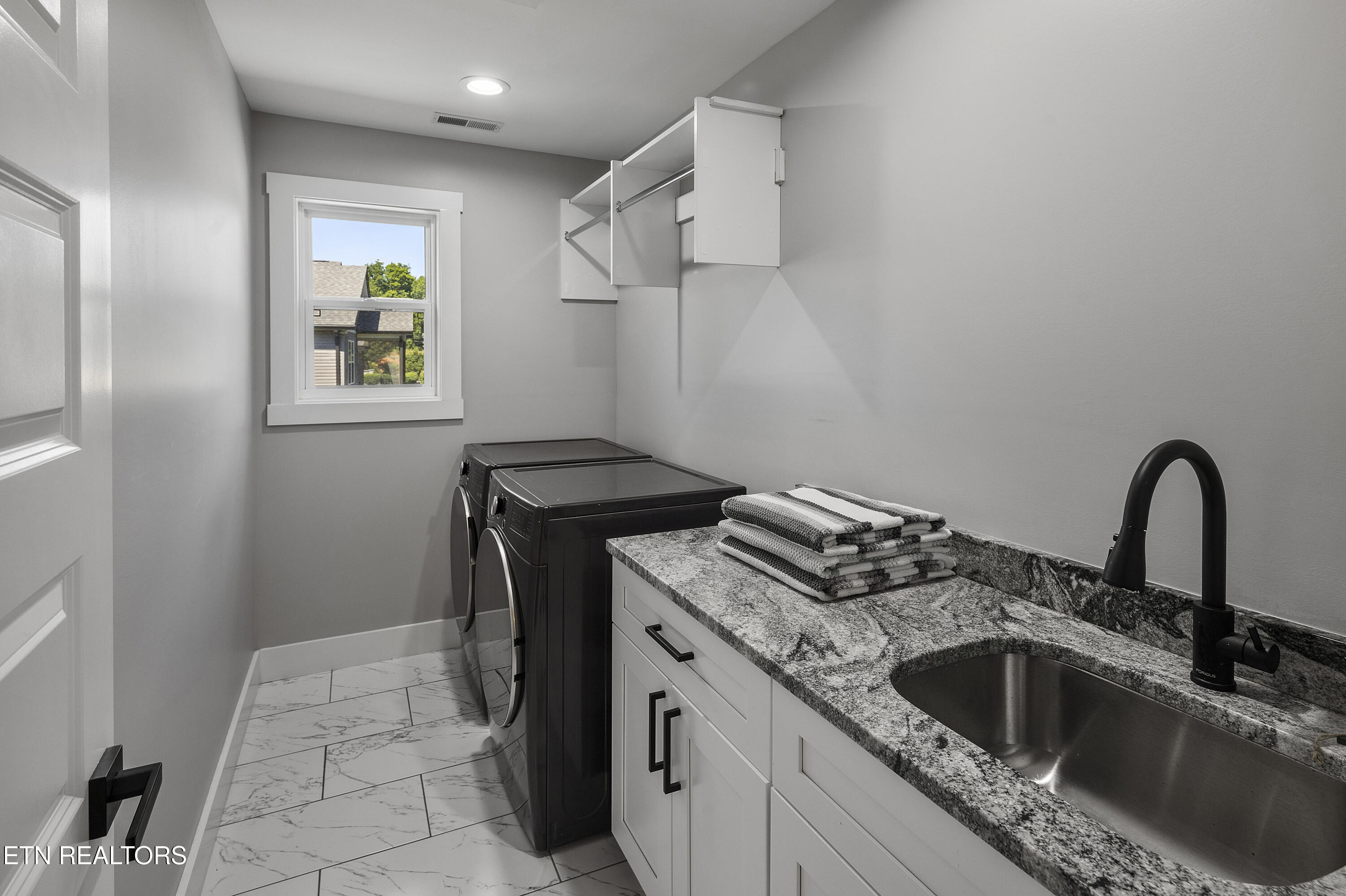 1600 Starmont Trail Knoxville TN 37909