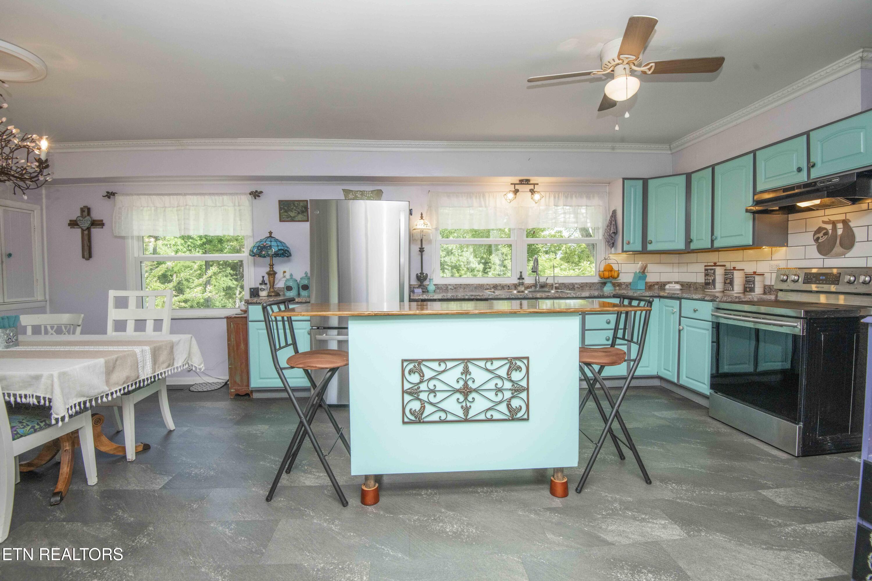 201 W Ford Valley Road Knoxville TN 37920
