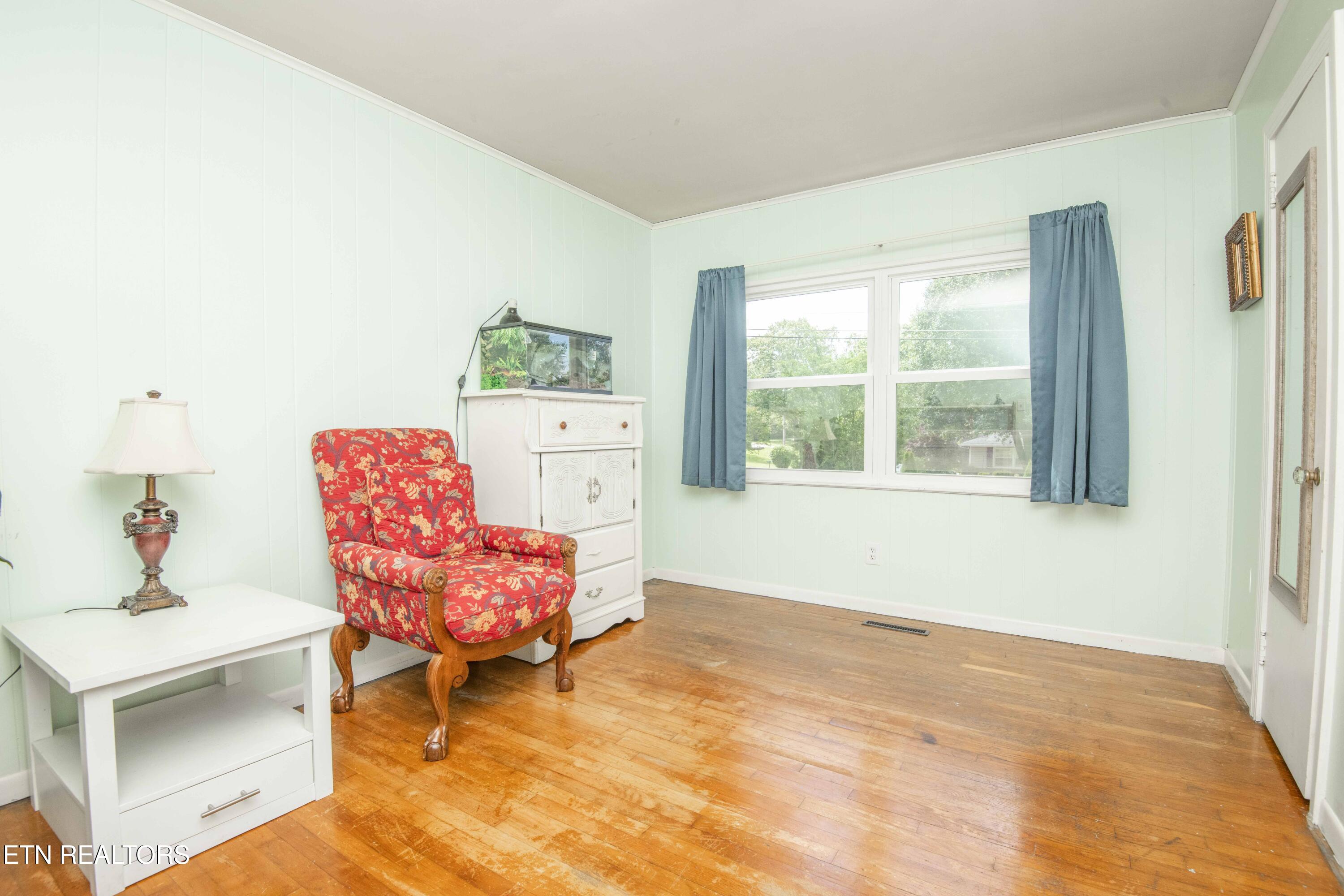 201 W Ford Valley Road Knoxville TN 37920