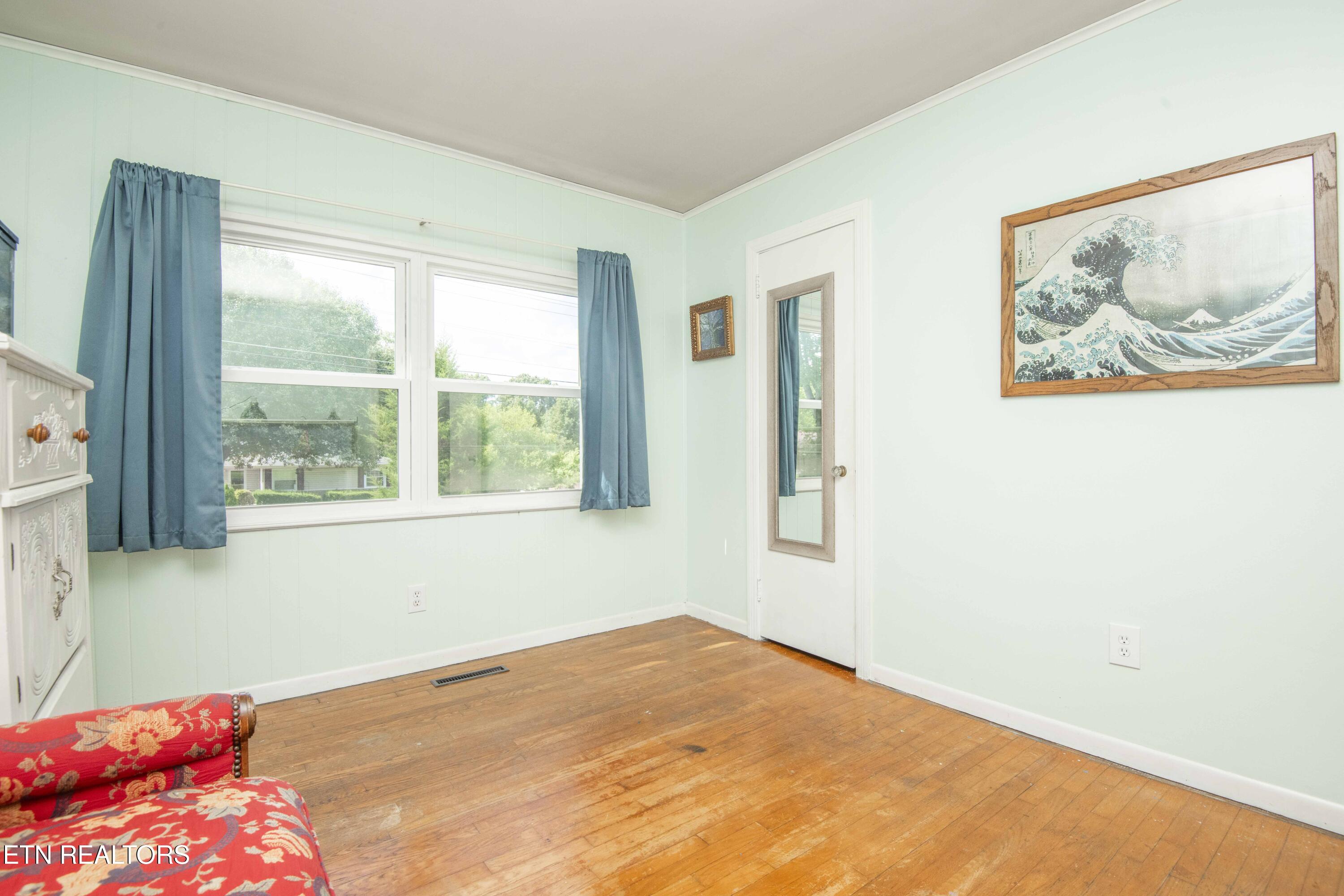 201 W Ford Valley Road Knoxville TN 37920