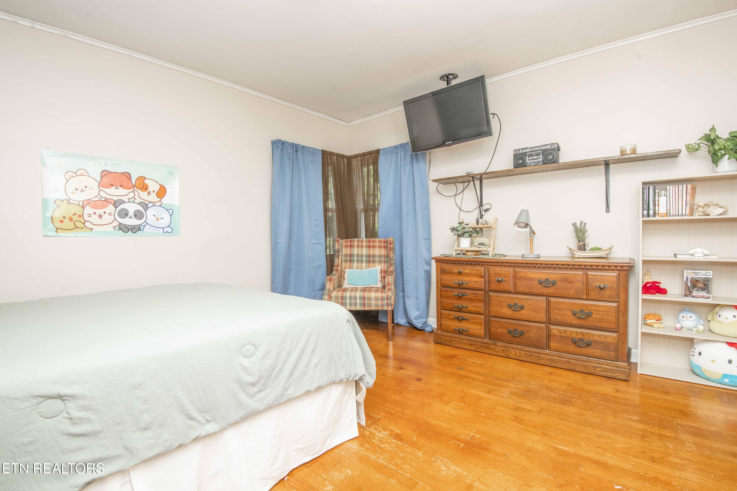 201 W Ford Valley Road Knoxville TN 37920