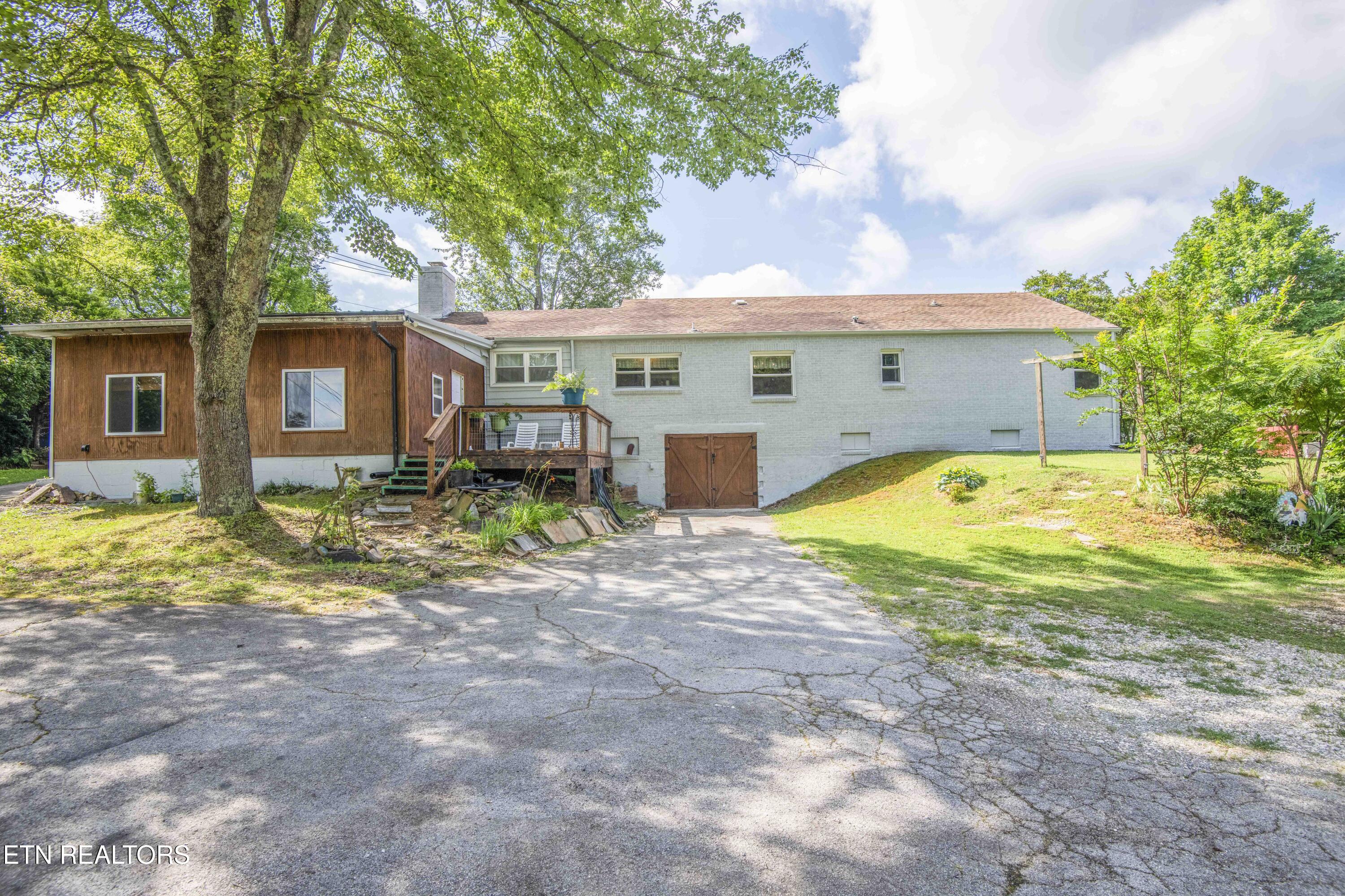 201 W Ford Valley Road Knoxville TN 37920