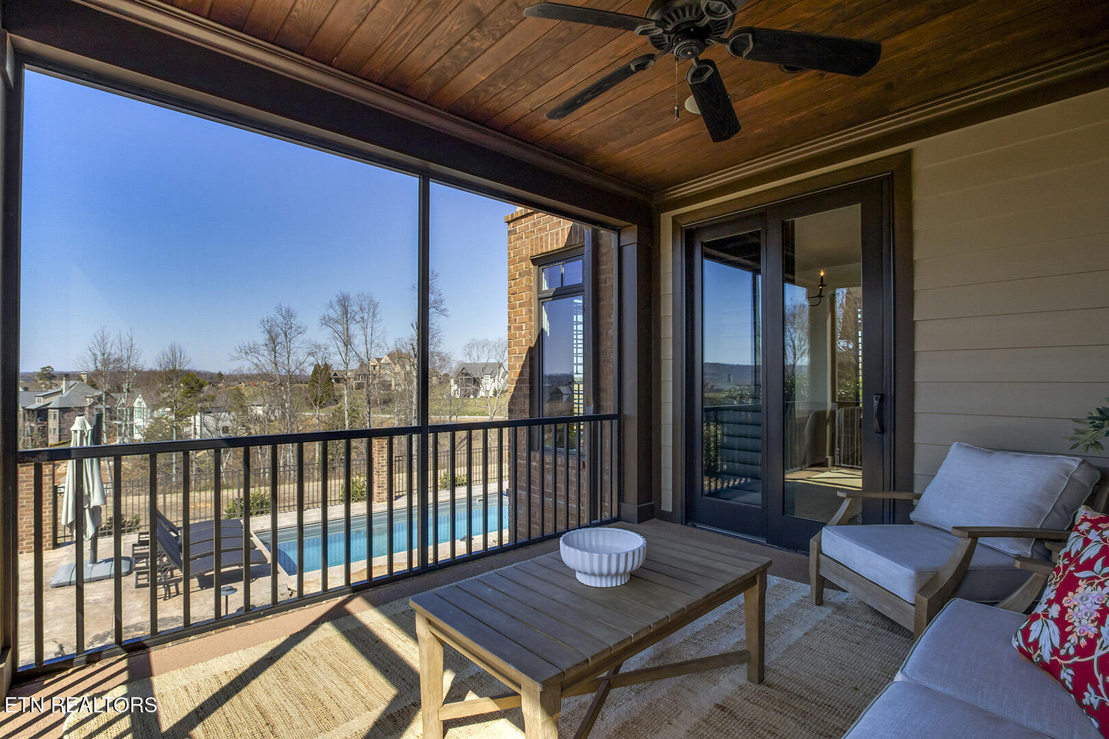 916 Castaway Lane Lenoir City TN 37772