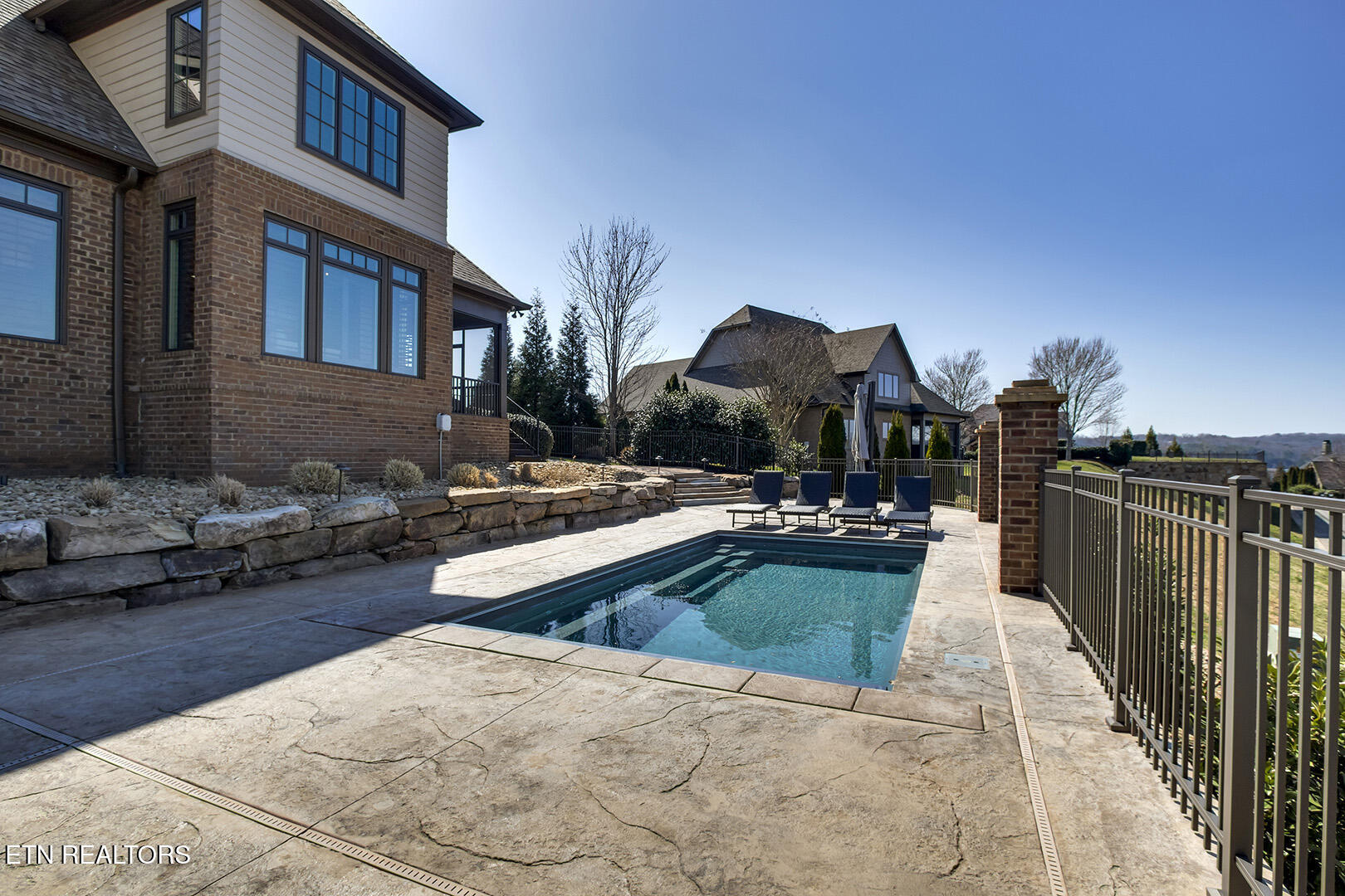 916 Castaway Lane Lenoir City TN 37772