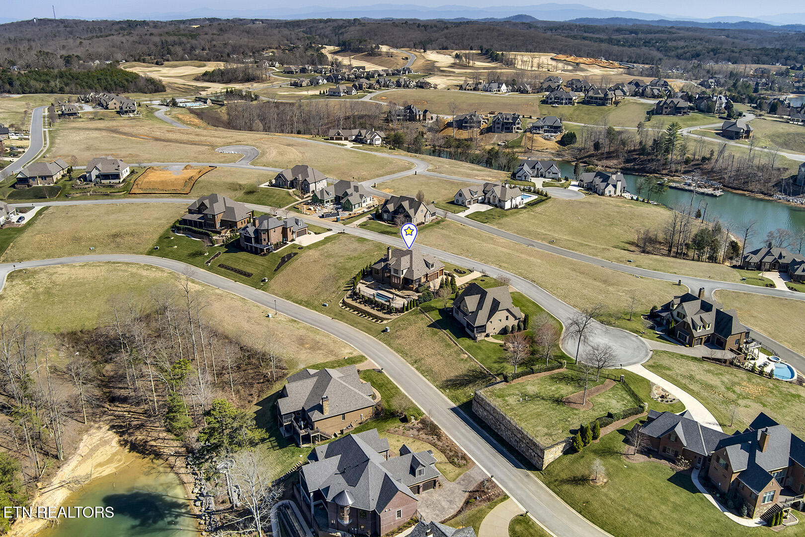 916 Castaway Lane Lenoir City TN 37772
