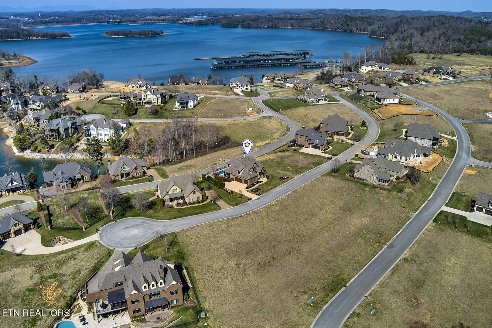 916 Castaway Lane Lenoir City TN 37772
