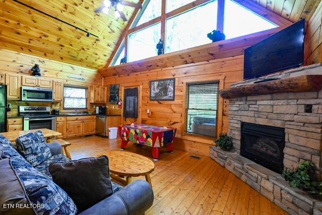 1920 Buckeye View Way Sevierville TN 37876