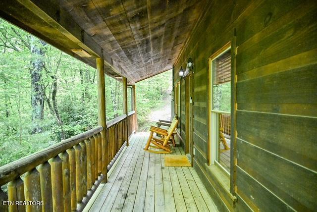1920 Buckeye View Way Sevierville TN 37876