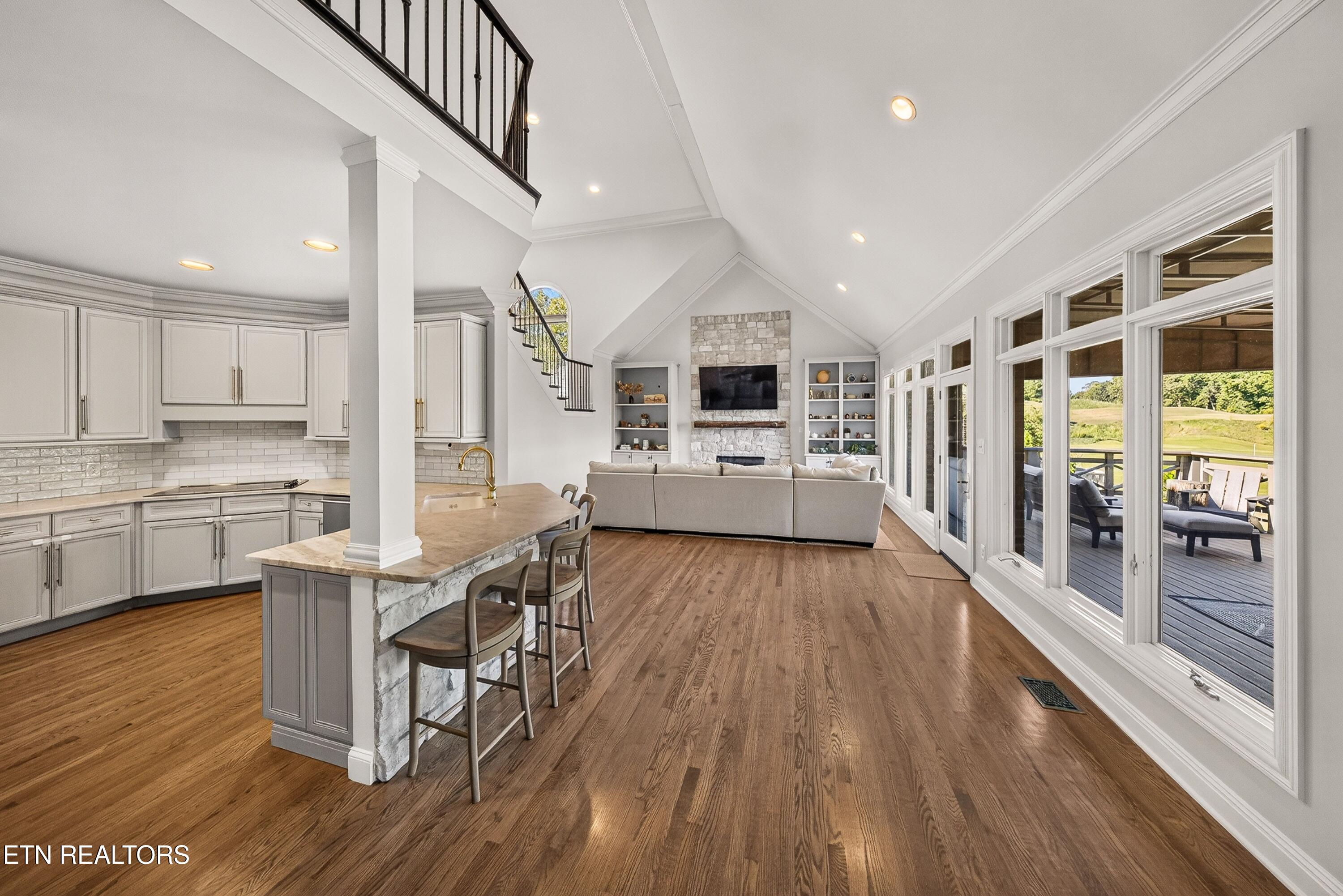 9048 Legends Lake Lane Knoxville TN 37922
