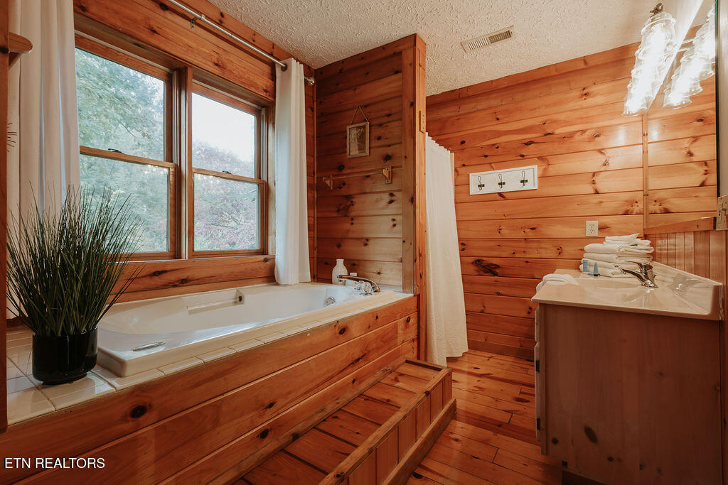 322 Brown Wren Way Gatlinburg TN 37738