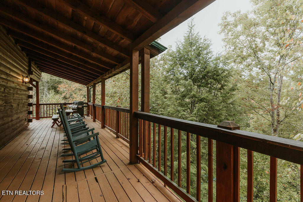 322 Brown Wren Way Gatlinburg TN 37738