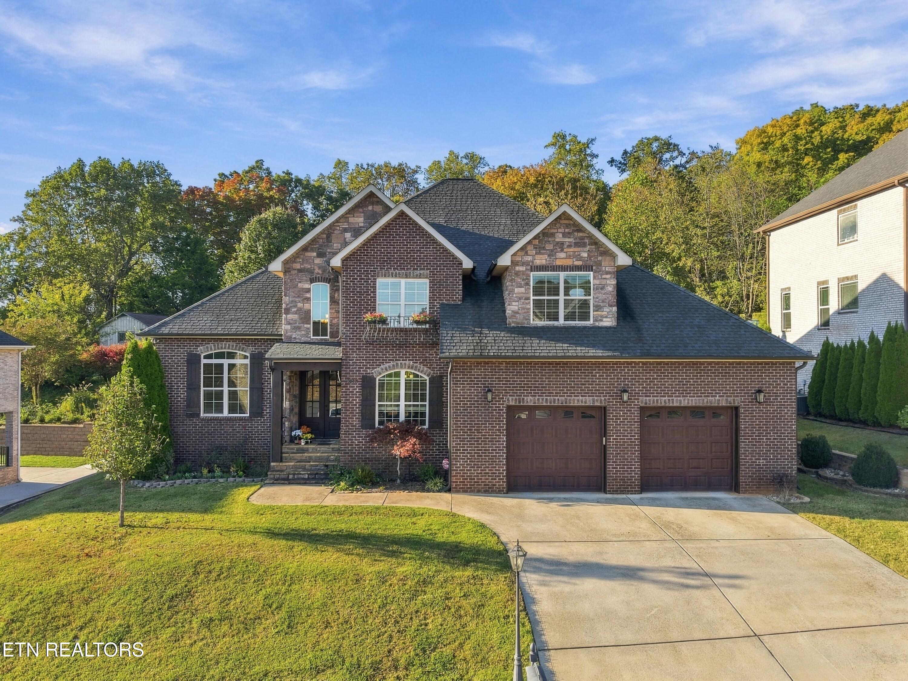 10015 Castleglen Lane Knoxville TN 37922