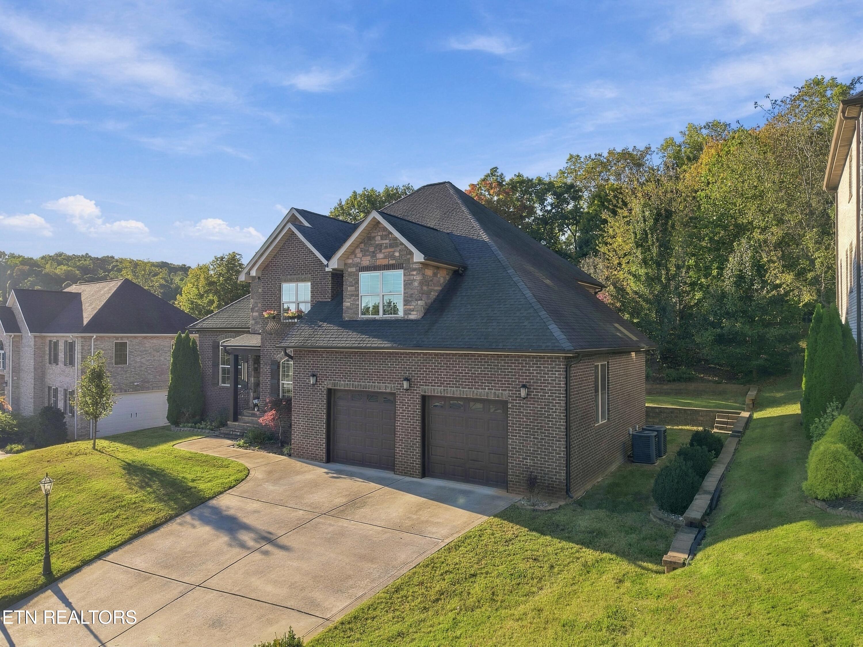 10015 Castleglen Lane Knoxville TN 37922