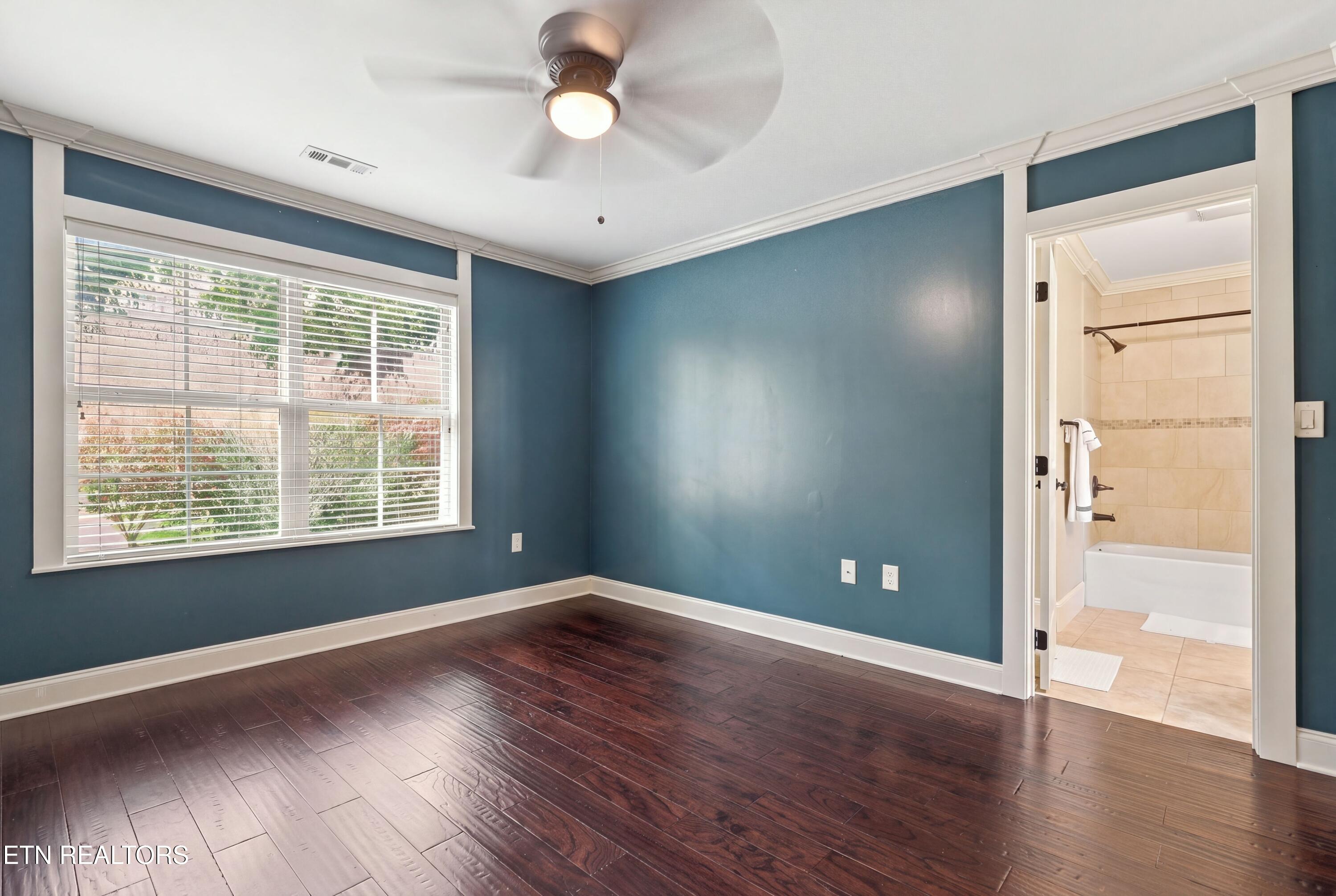 10015 Castleglen Lane Knoxville TN 37922