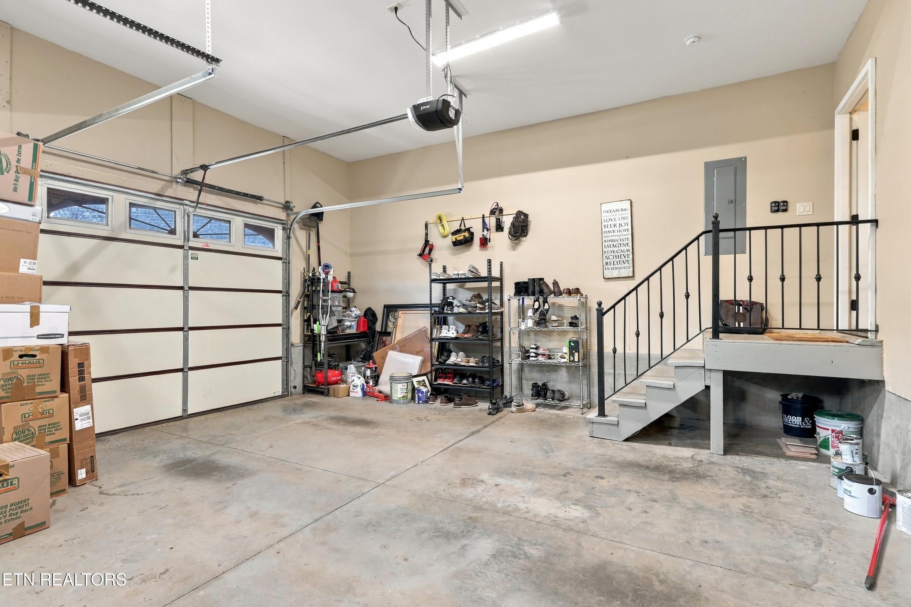 10015 Castleglen Lane Knoxville TN 37922