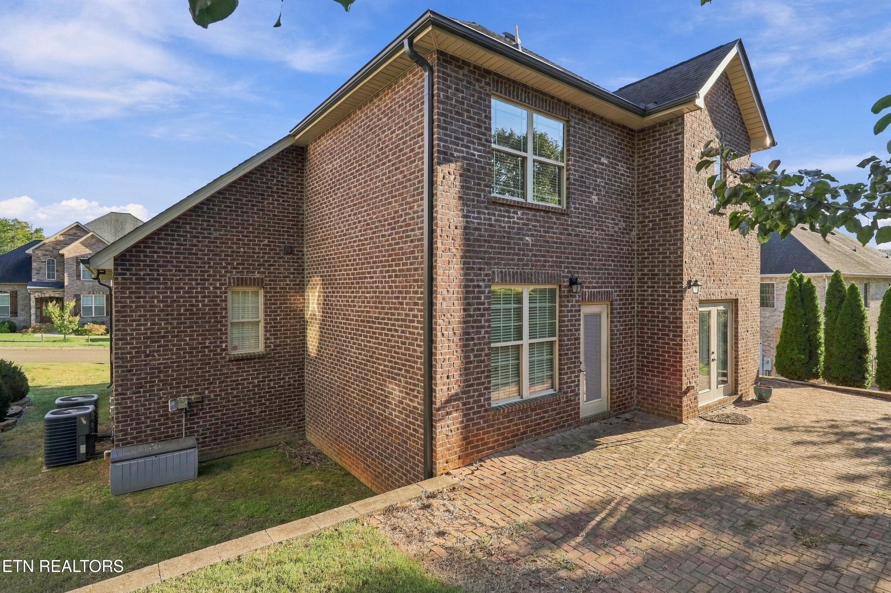 10015 Castleglen Lane Knoxville TN 37922