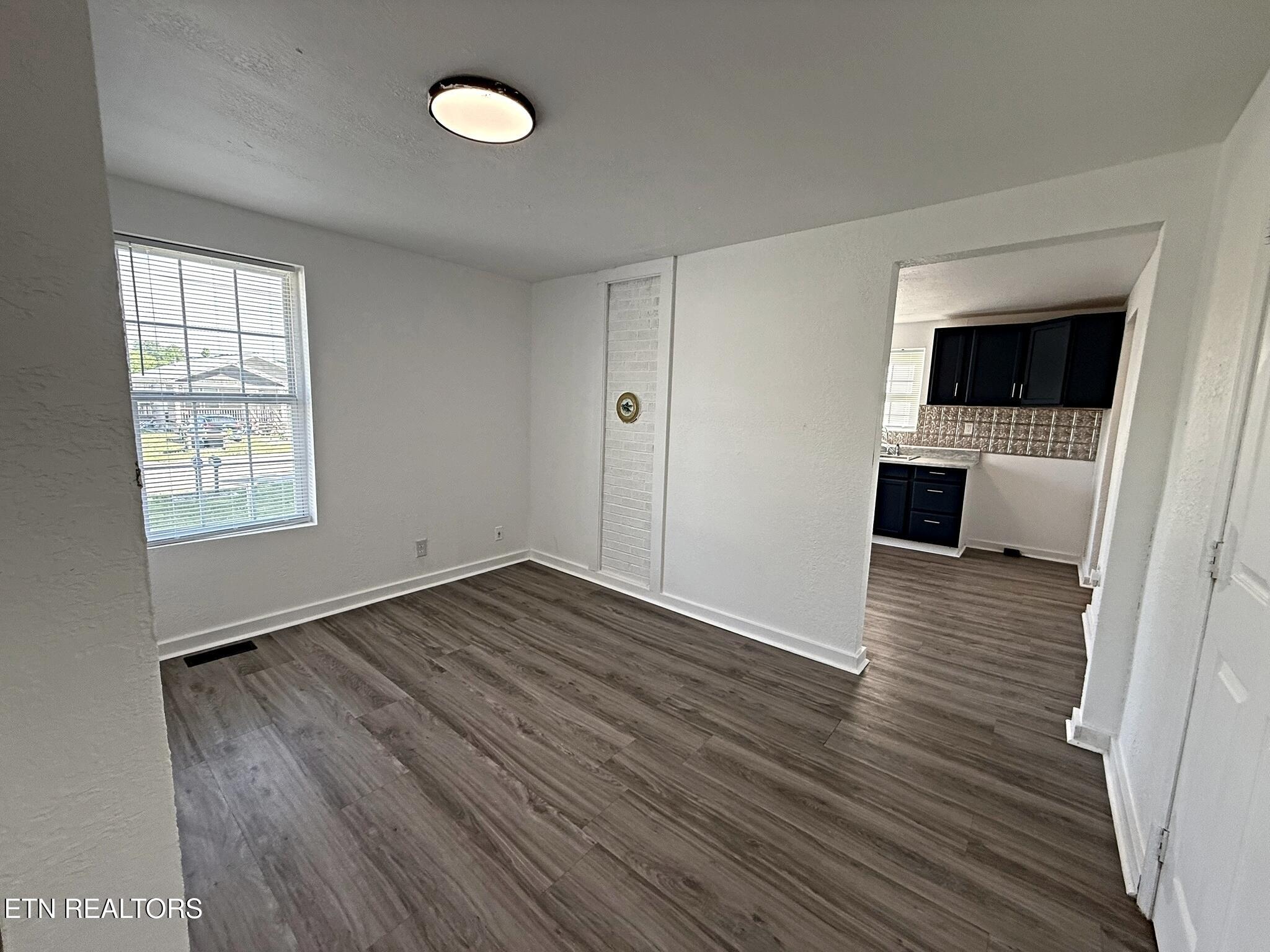 510 S Cumberland Avenue Lafollette TN 37766