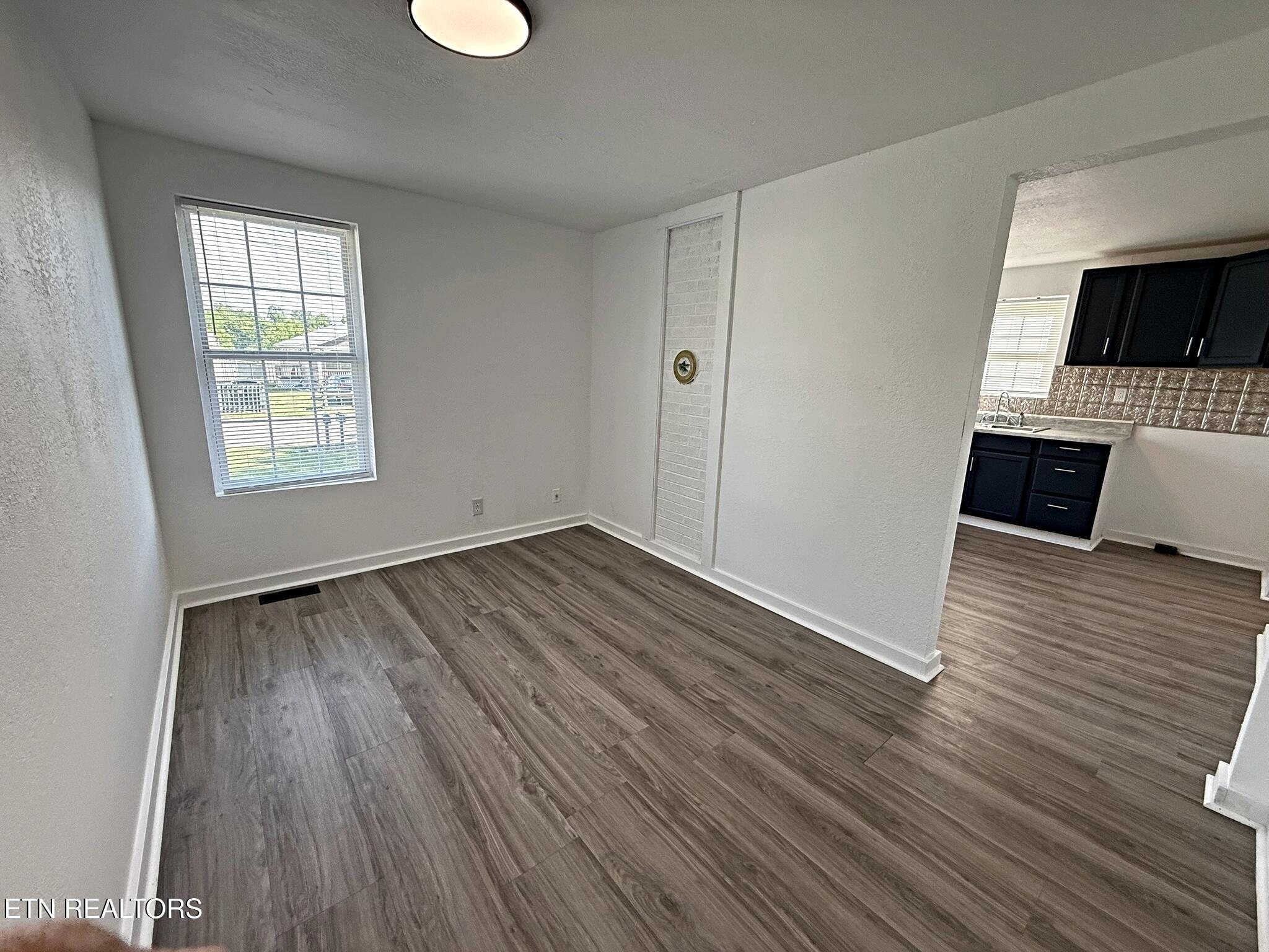 510 S Cumberland Avenue Lafollette TN 37766